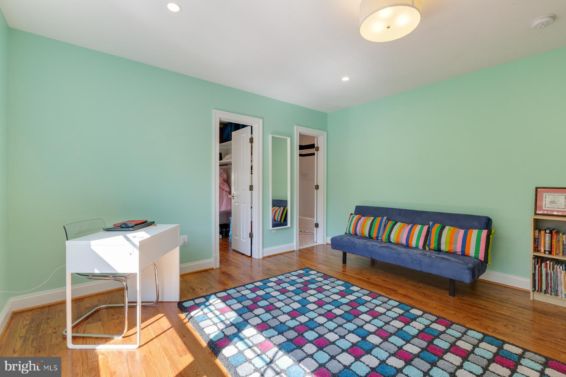 ALTA VISTA - Residential