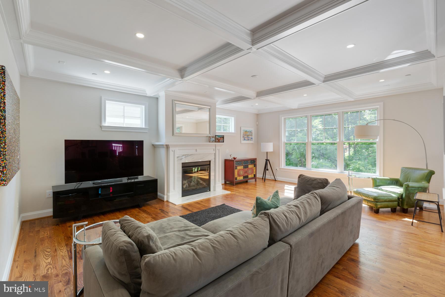 ALTA VISTA - Residential