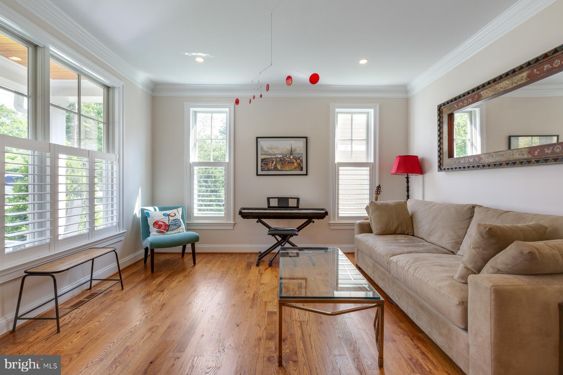 ALTA VISTA - Residential