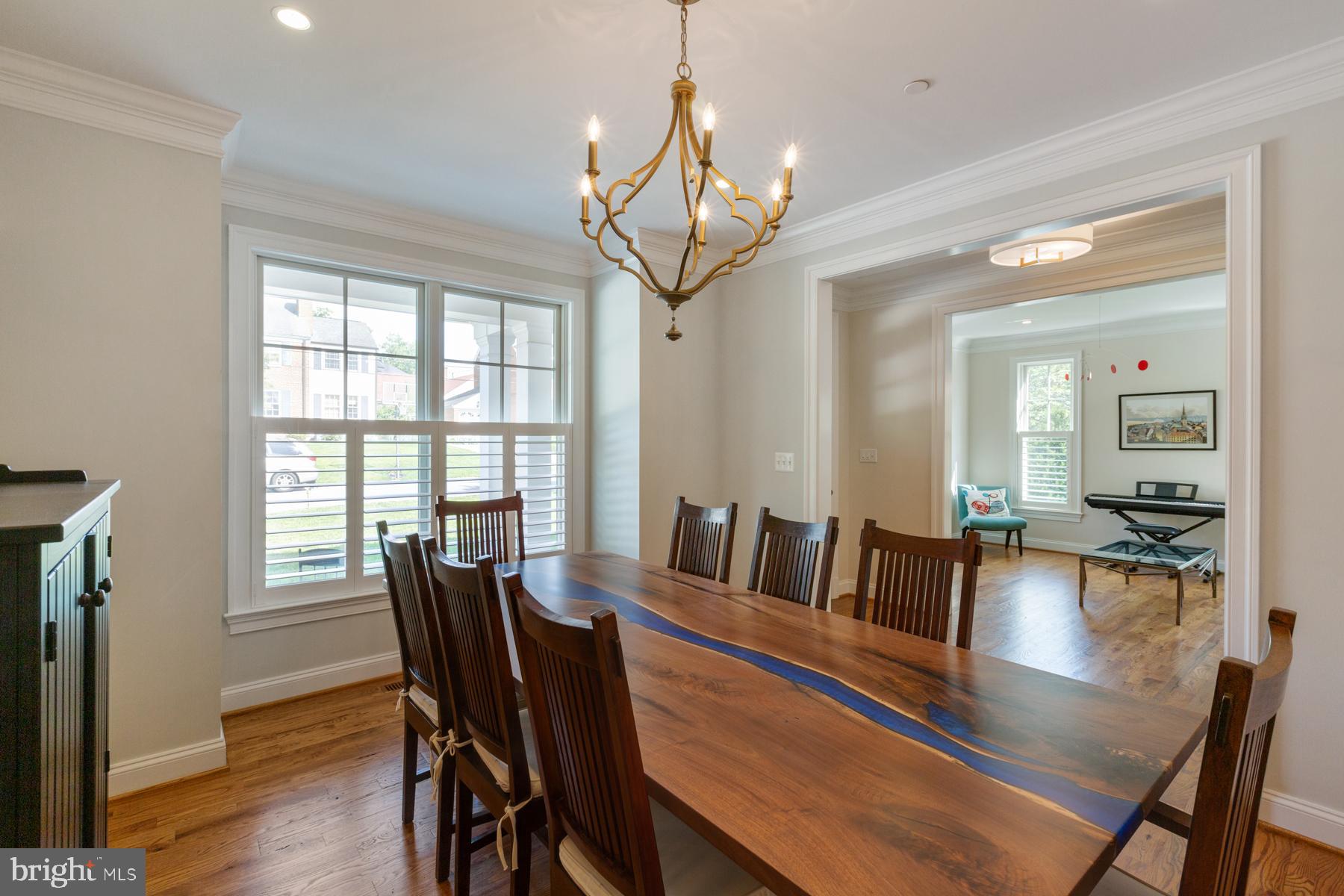 ALTA VISTA - Residential