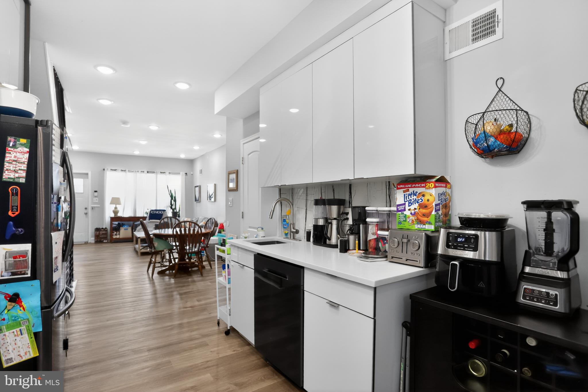 WEST PASSYUNK - Residential