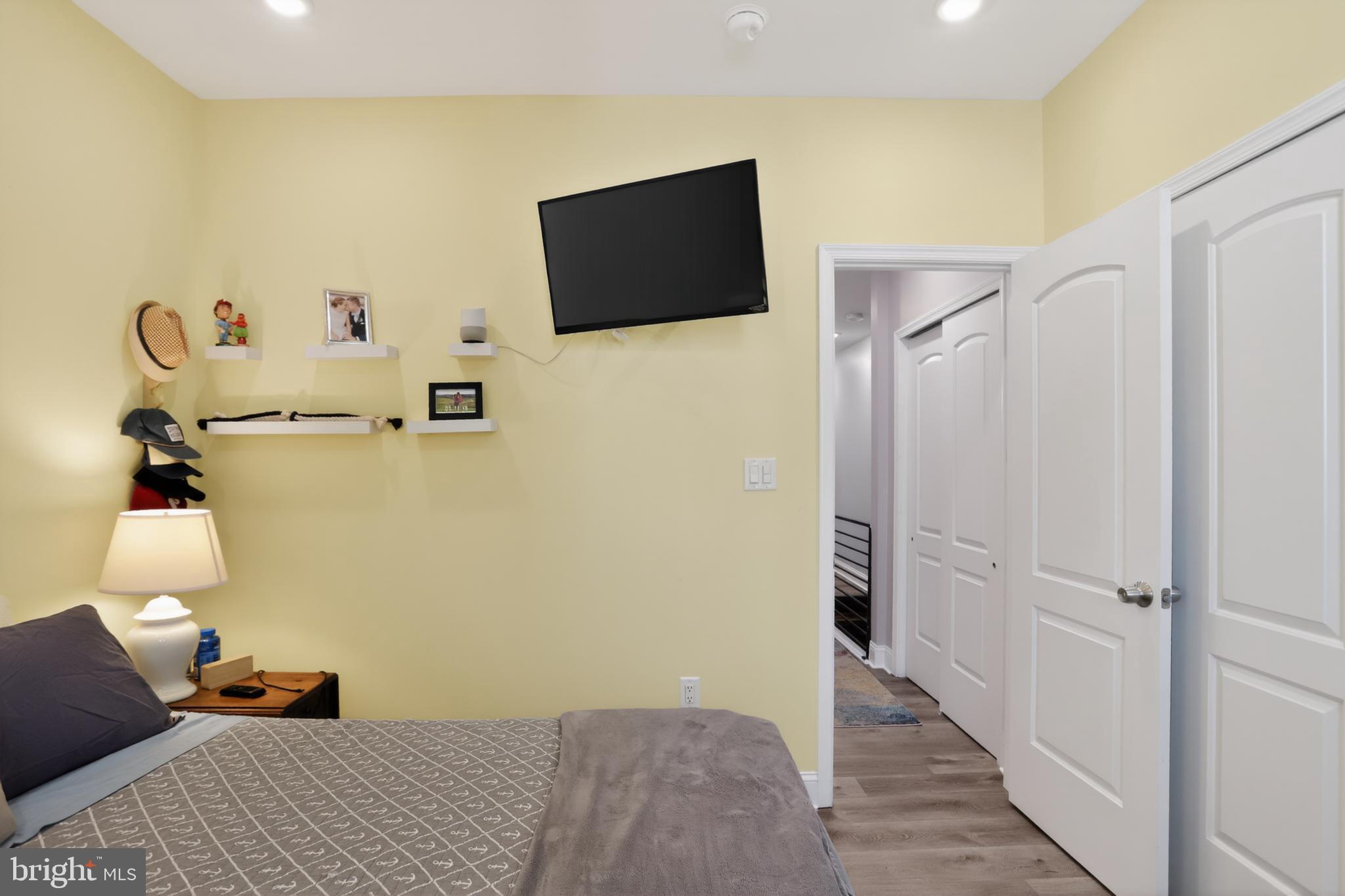 WEST PASSYUNK - Residential