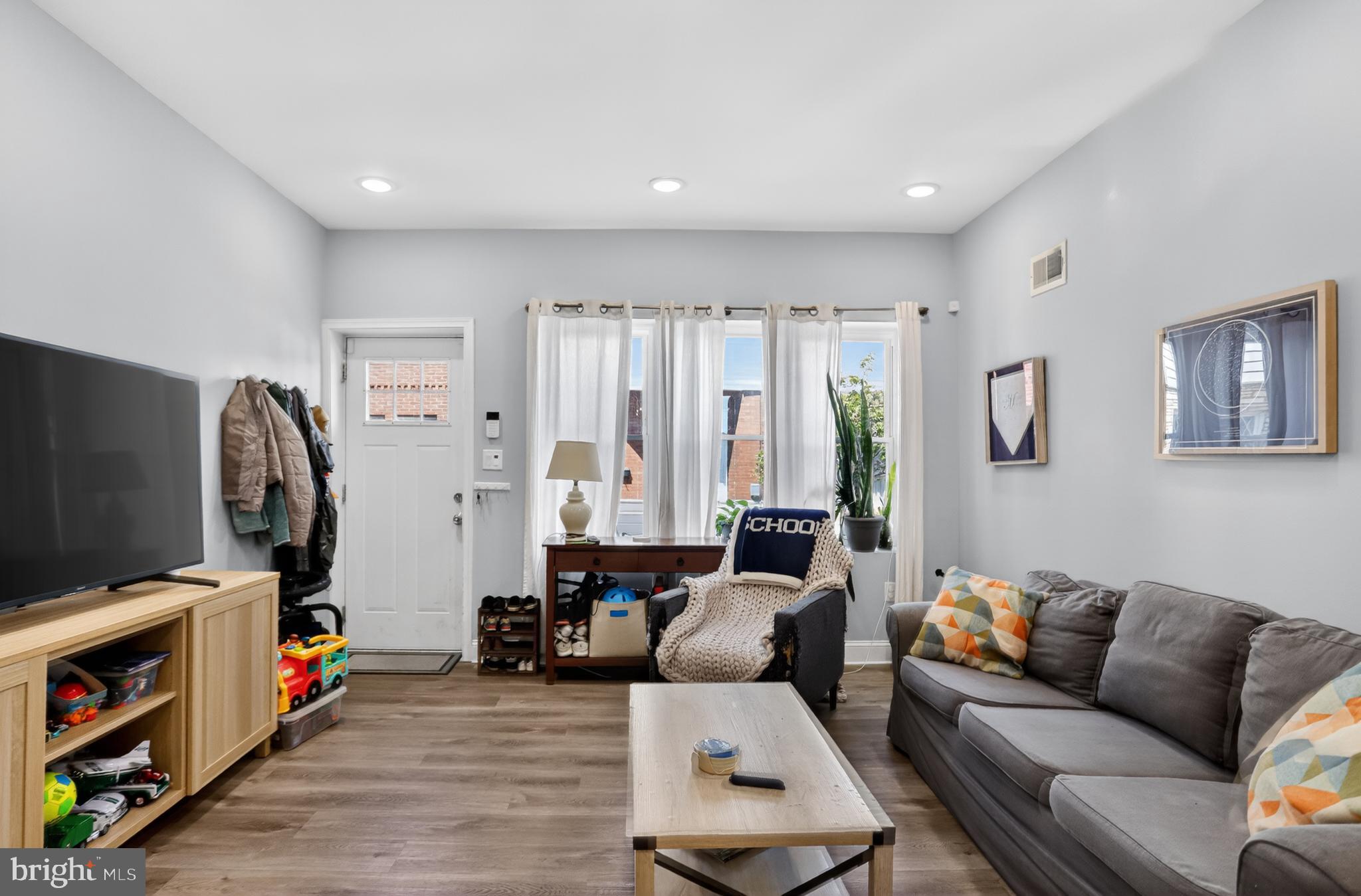 WEST PASSYUNK - Residential