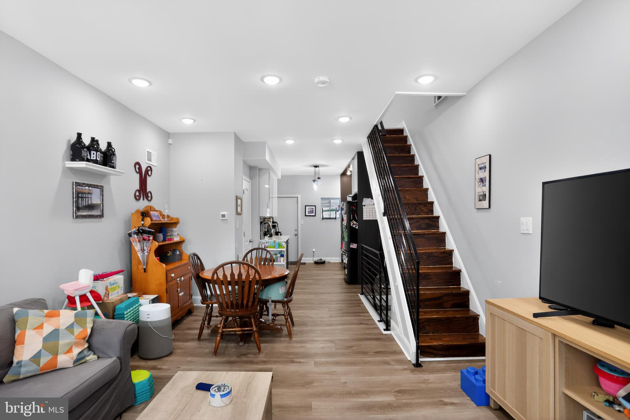 WEST PASSYUNK - Residential