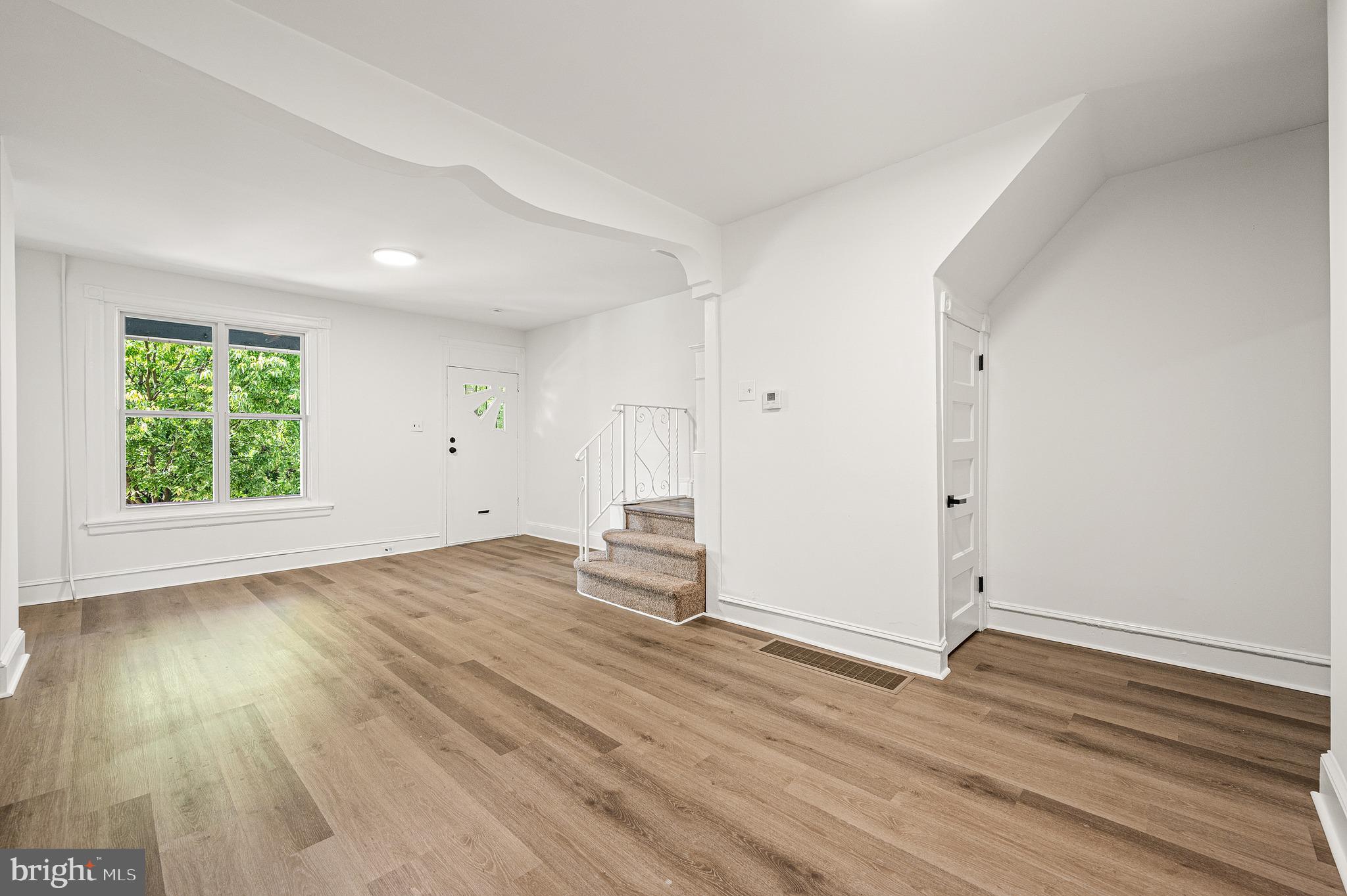 1059 S 50TH