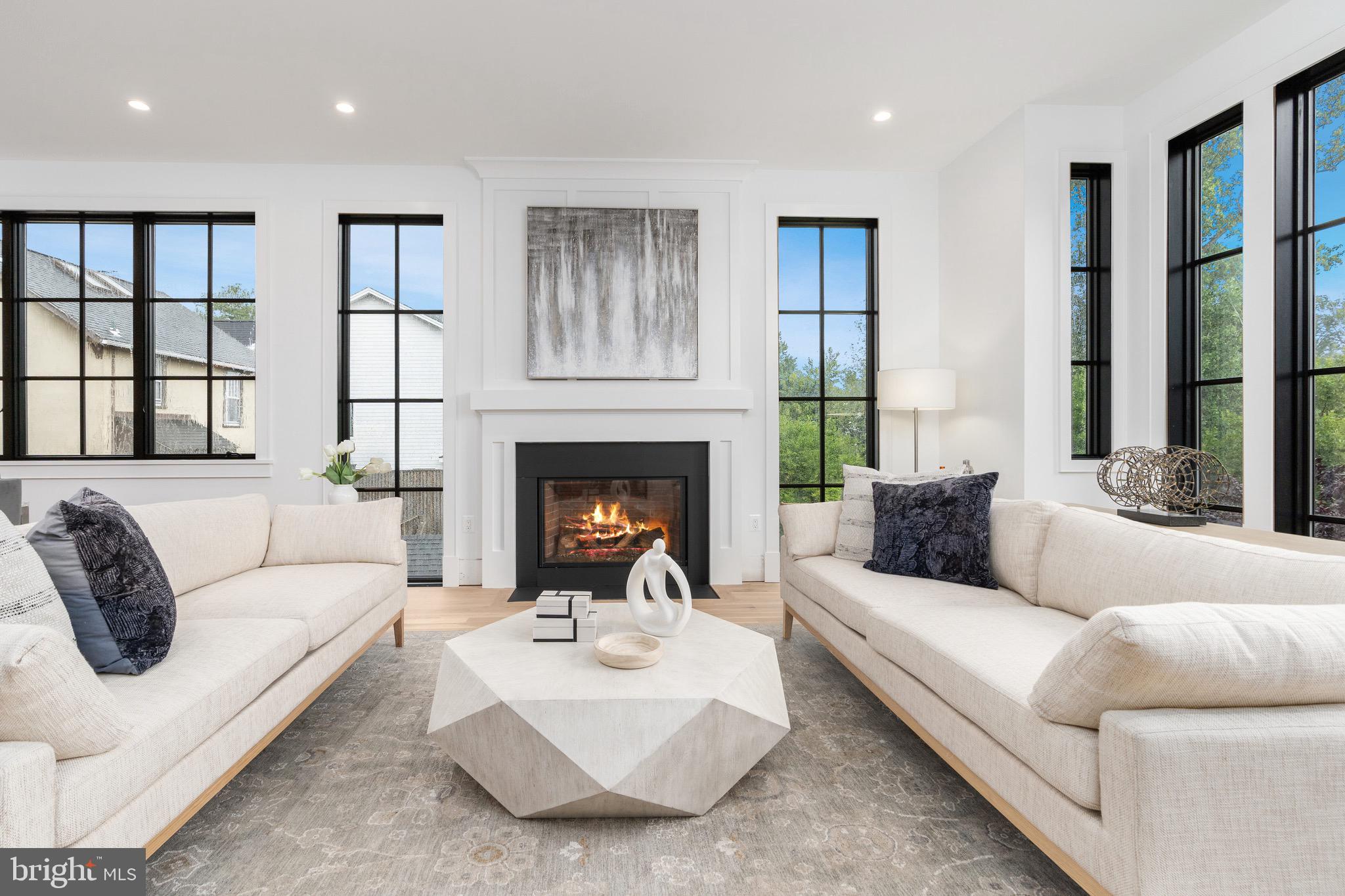 LYON PARK - Residential