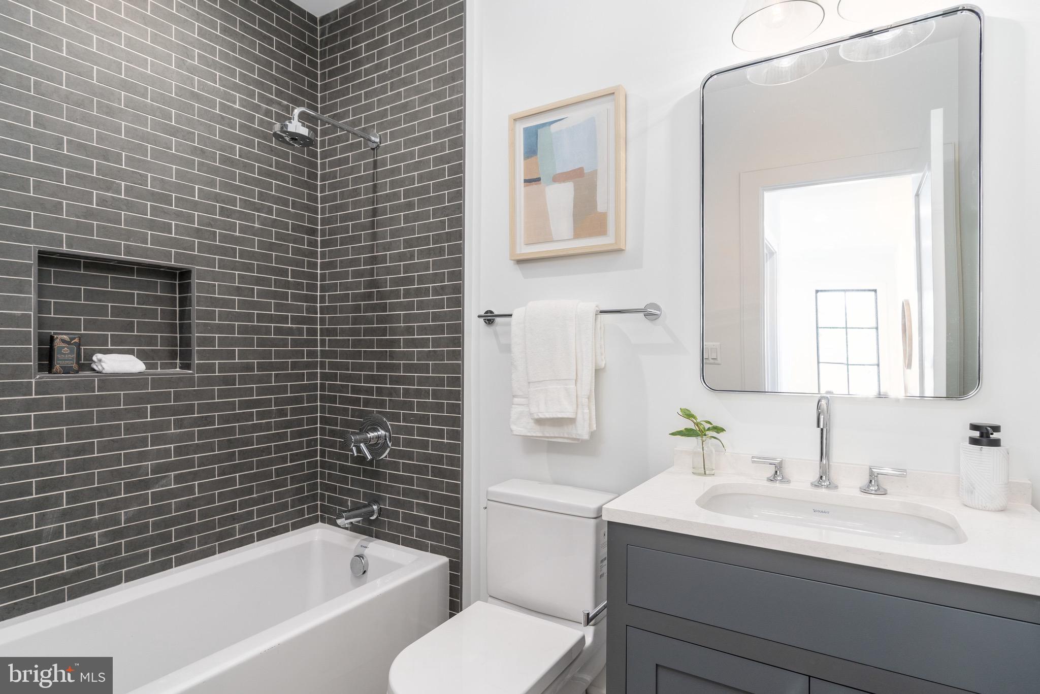 LYON PARK - Residential