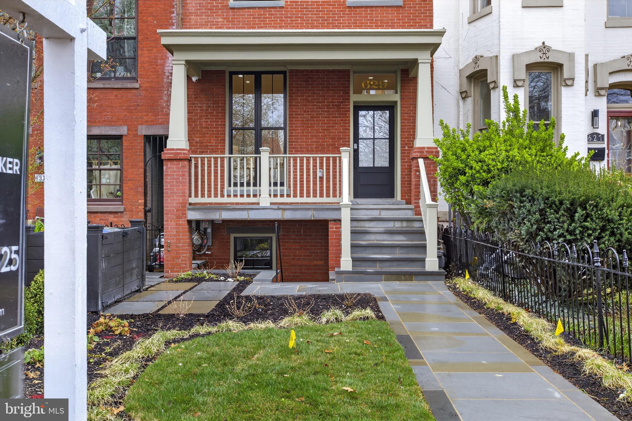 629 SOUTH CAROLINA AVENUE SE