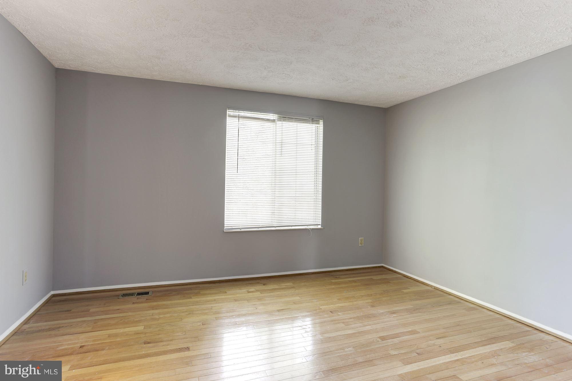 CHESTERFIELD - Residential