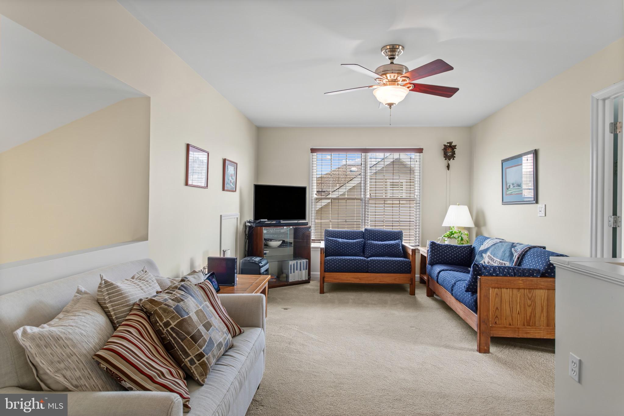 FOXFIELD AT MIDDLETOWN - Residential