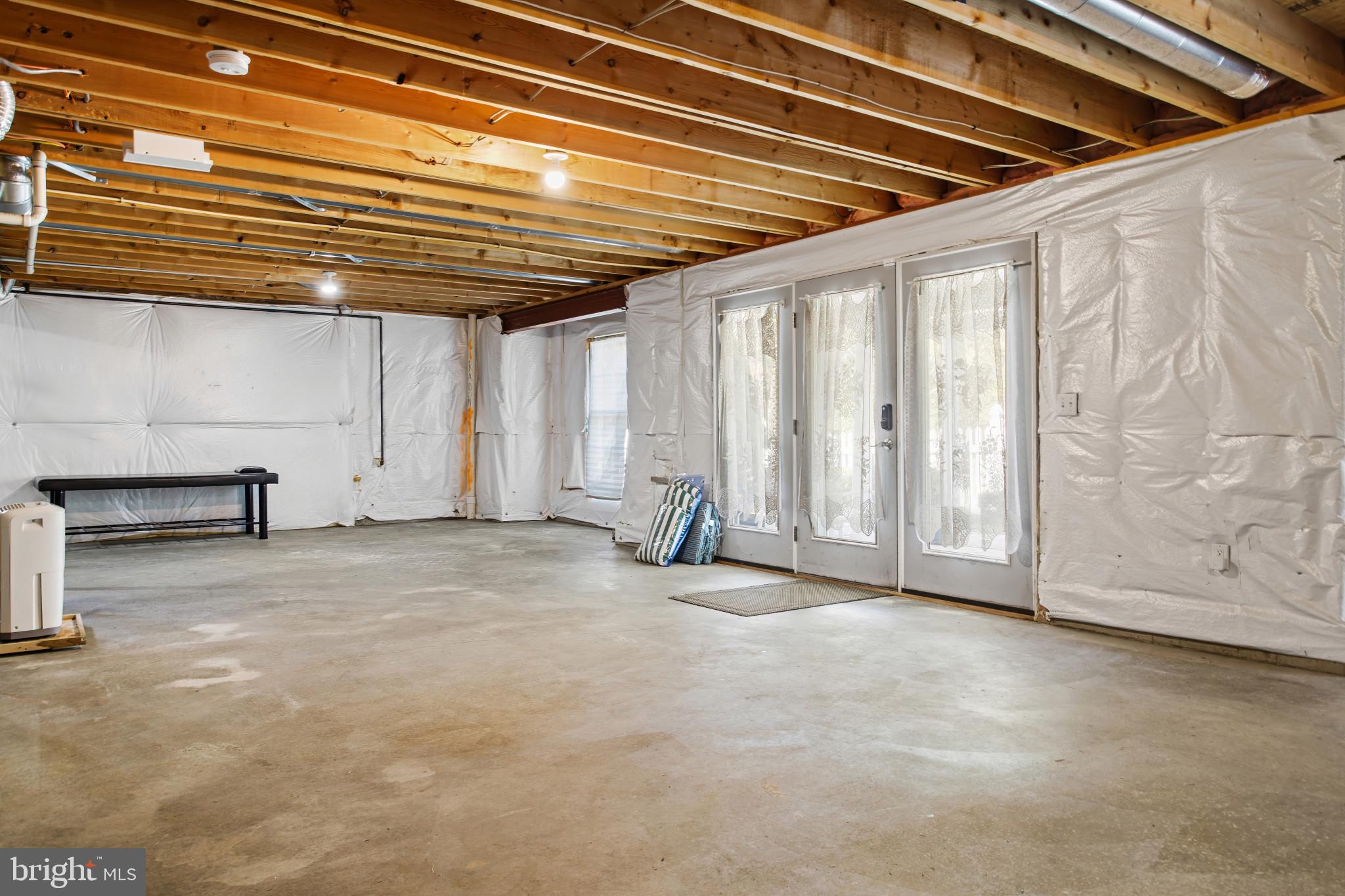 FOXFIELD AT MIDDLETOWN - Residential