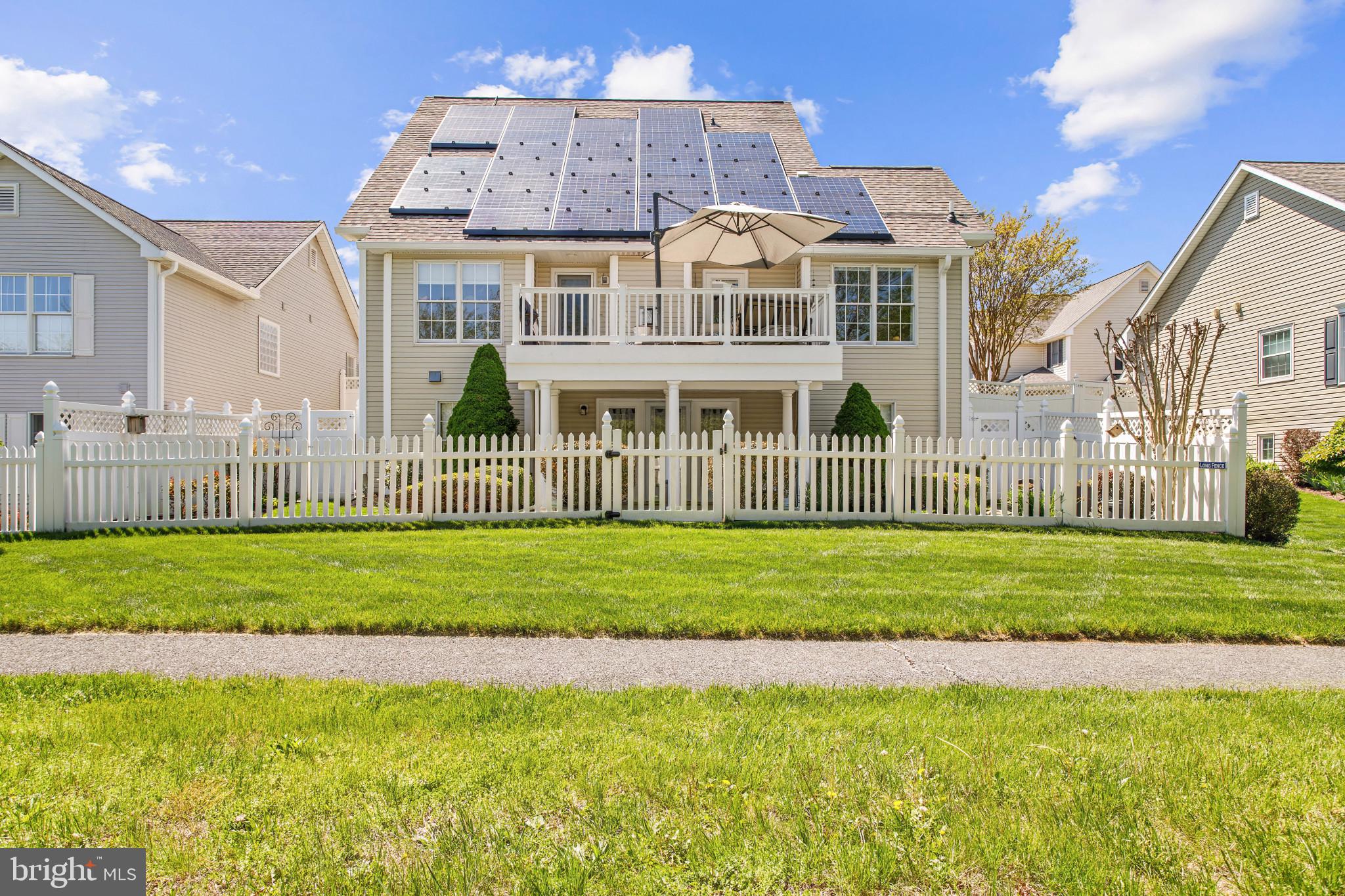 FOXFIELD AT MIDDLETOWN - Residential