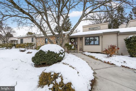 445 EATON WAY 445 WEST CHESTER PA 19380