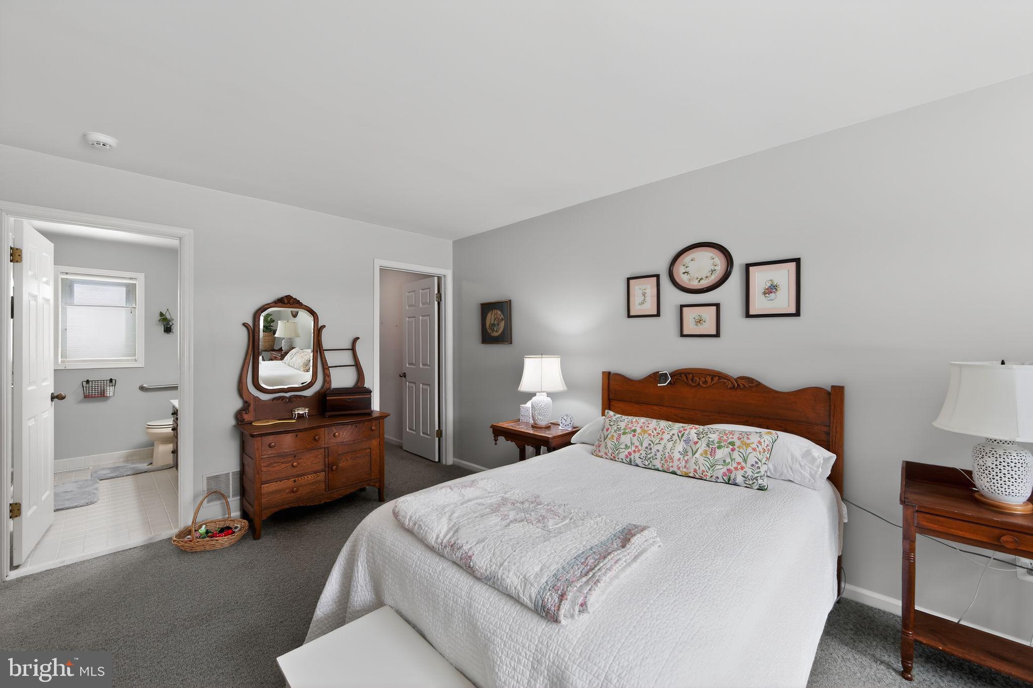 HERSHEYS MILL - Residential