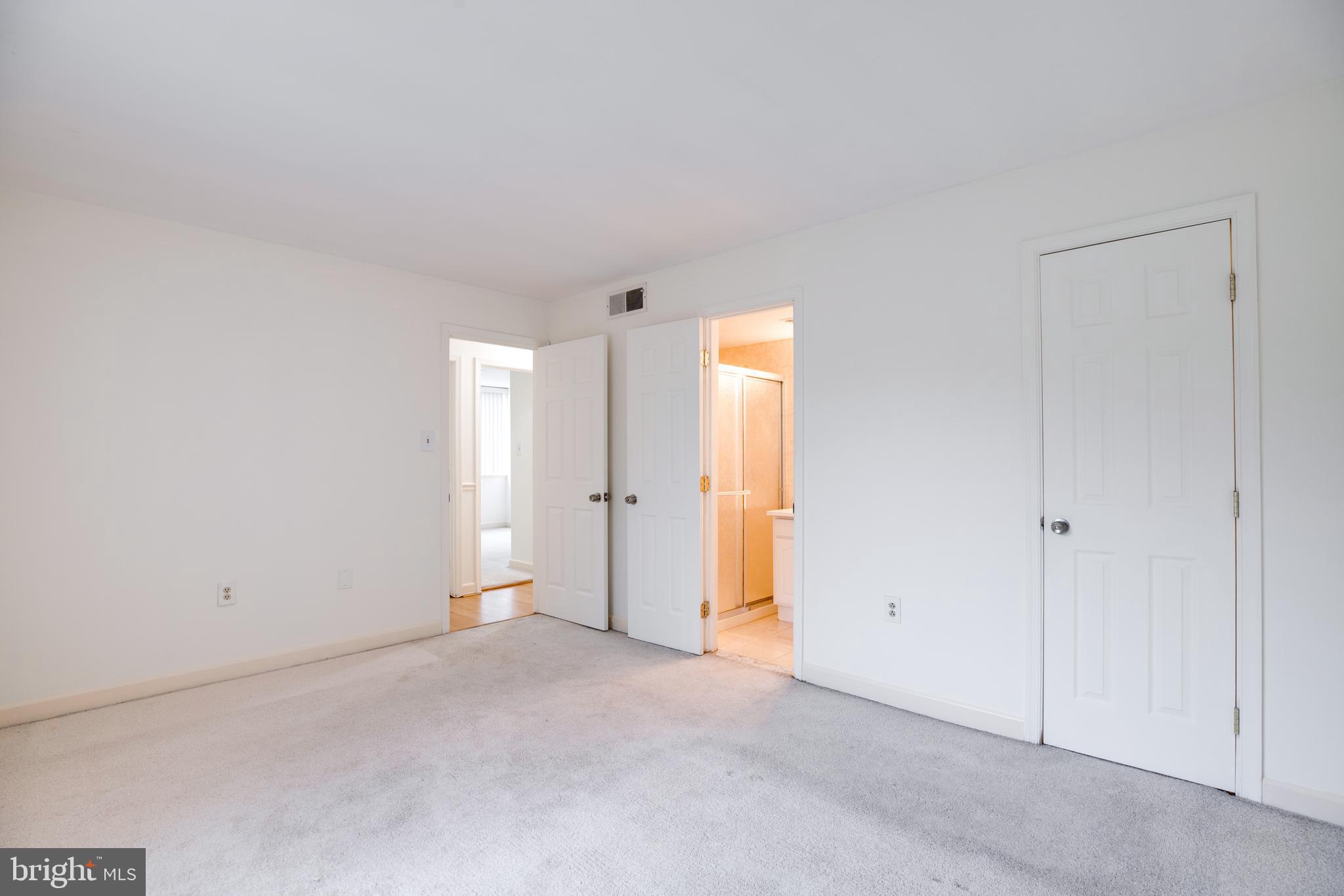 IVYMOUNT COURT - Residential Lease