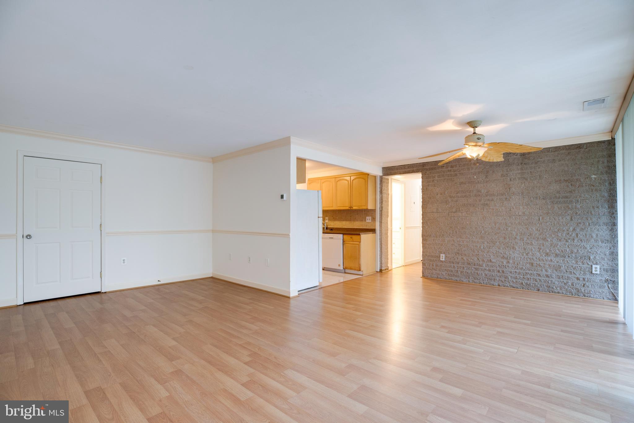 IVYMOUNT COURT - Residential Lease