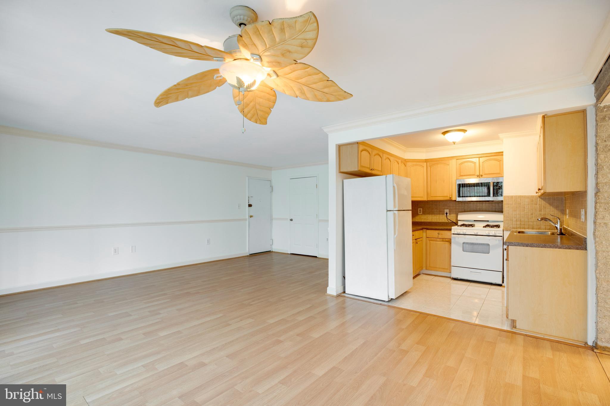 IVYMOUNT COURT - Residential Lease