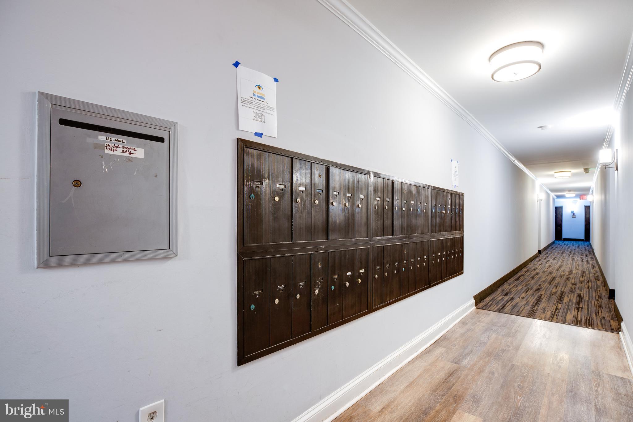 IVYMOUNT COURT - Residential Lease