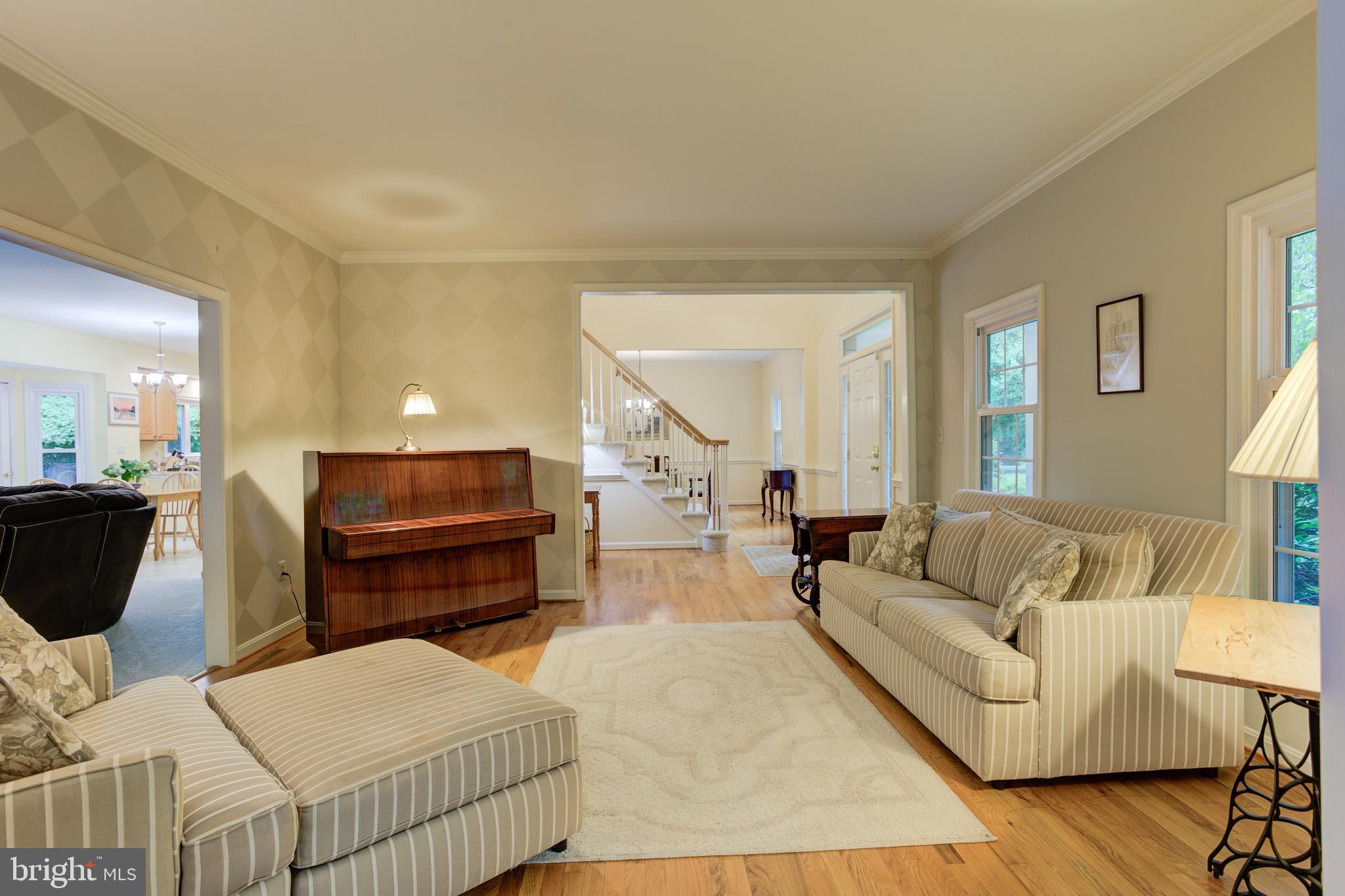 MEADOWBROOK WOODS - Residential