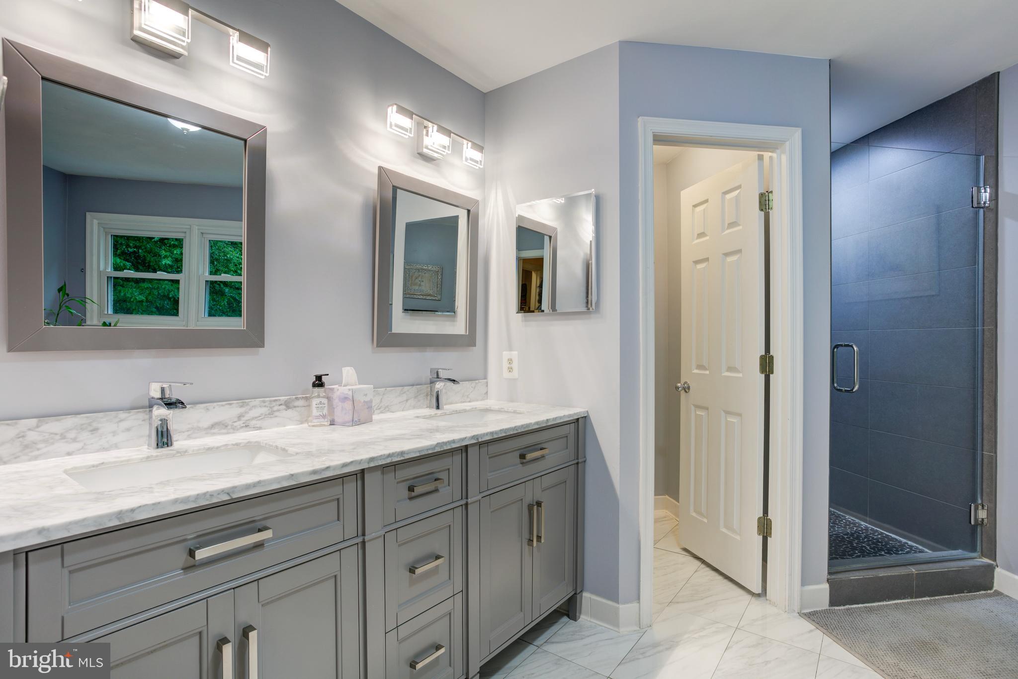 MEADOWBROOK WOODS - Residential