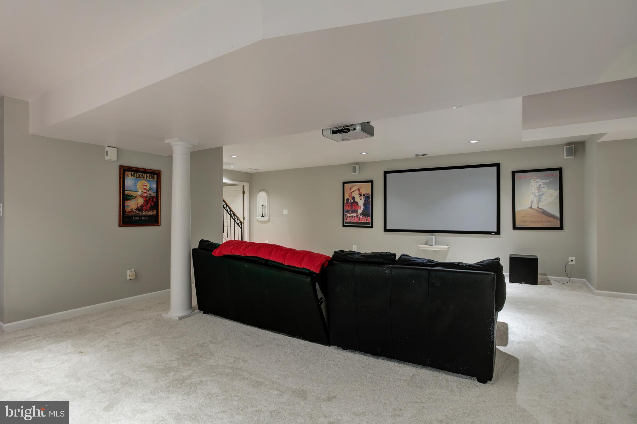 MEADOWBROOK WOODS - Residential