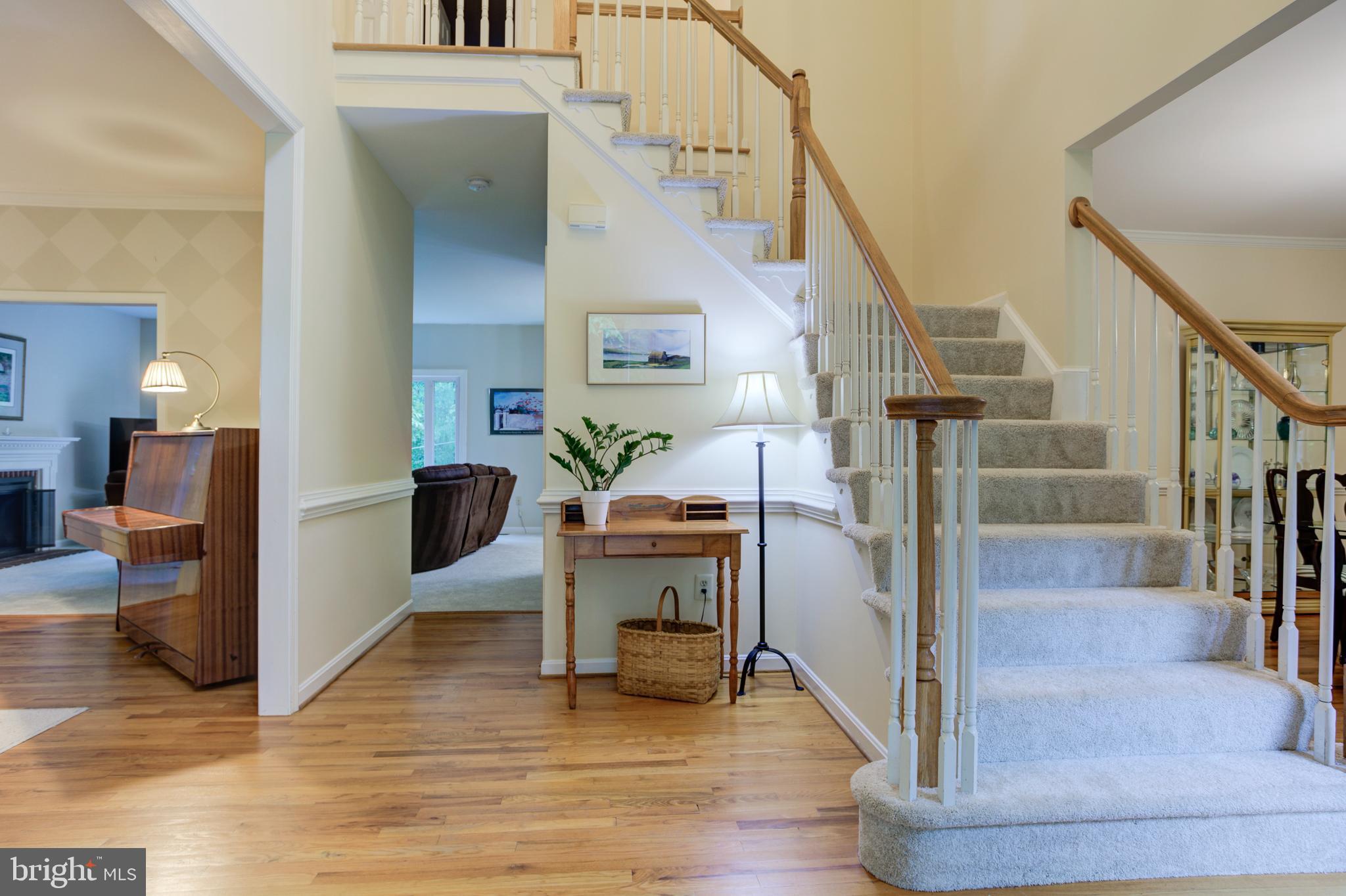 MEADOWBROOK WOODS - Residential