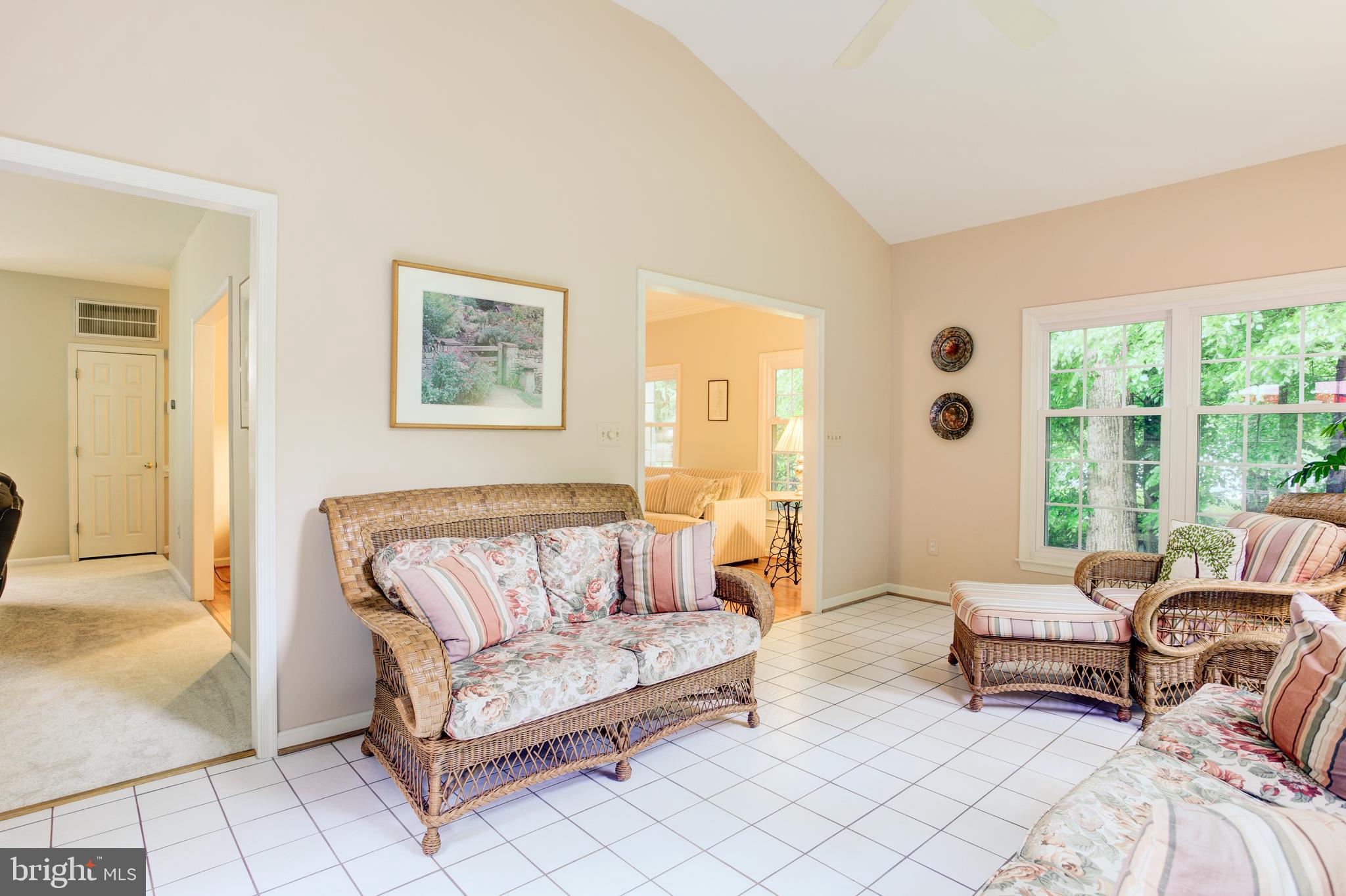 MEADOWBROOK WOODS - Residential