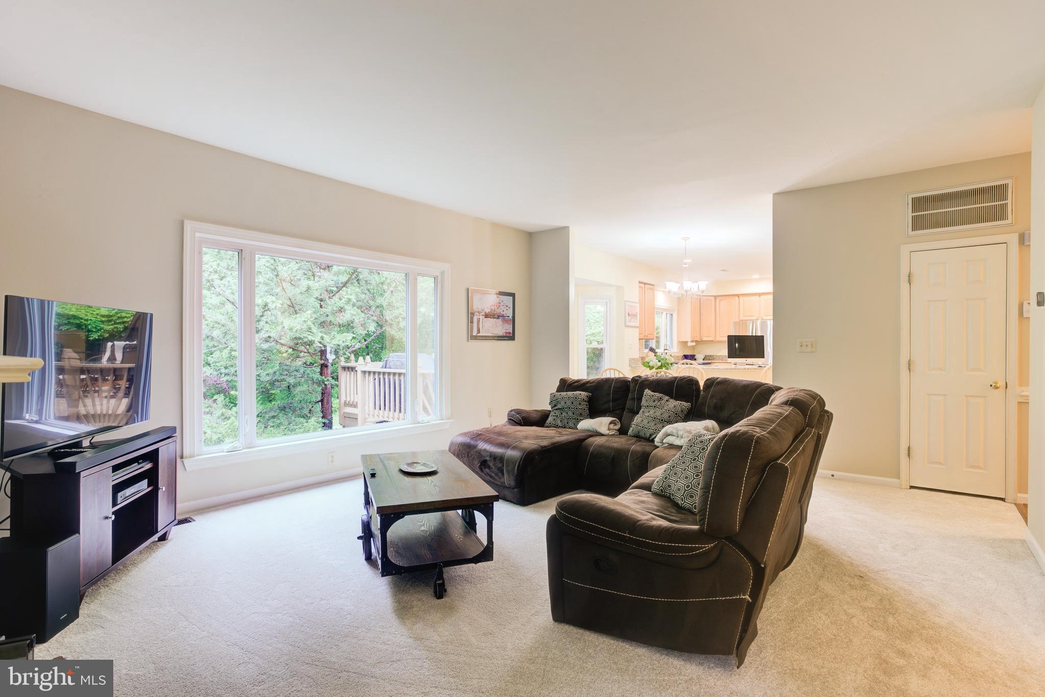 MEADOWBROOK WOODS - Residential