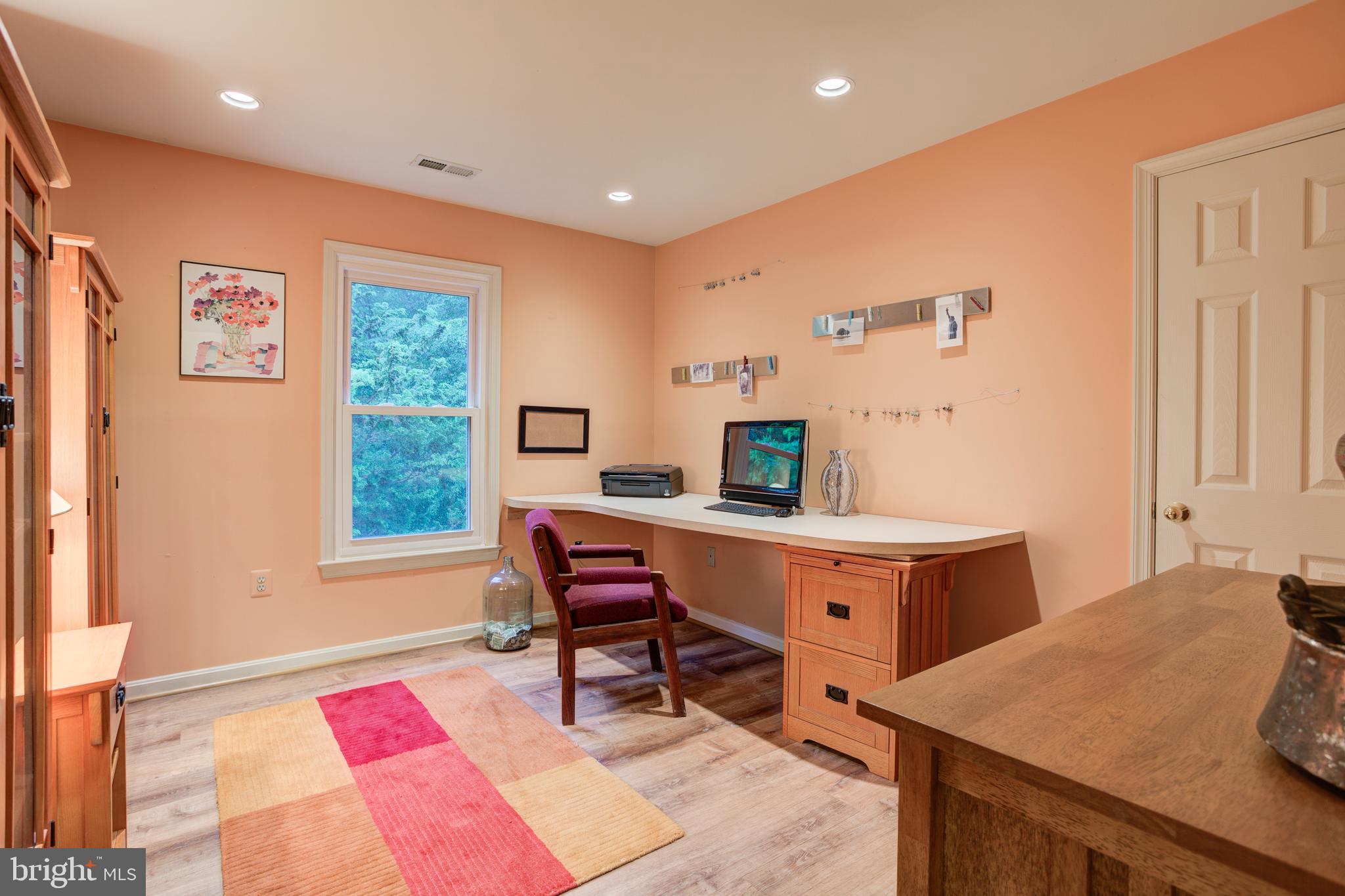 MEADOWBROOK WOODS - Residential