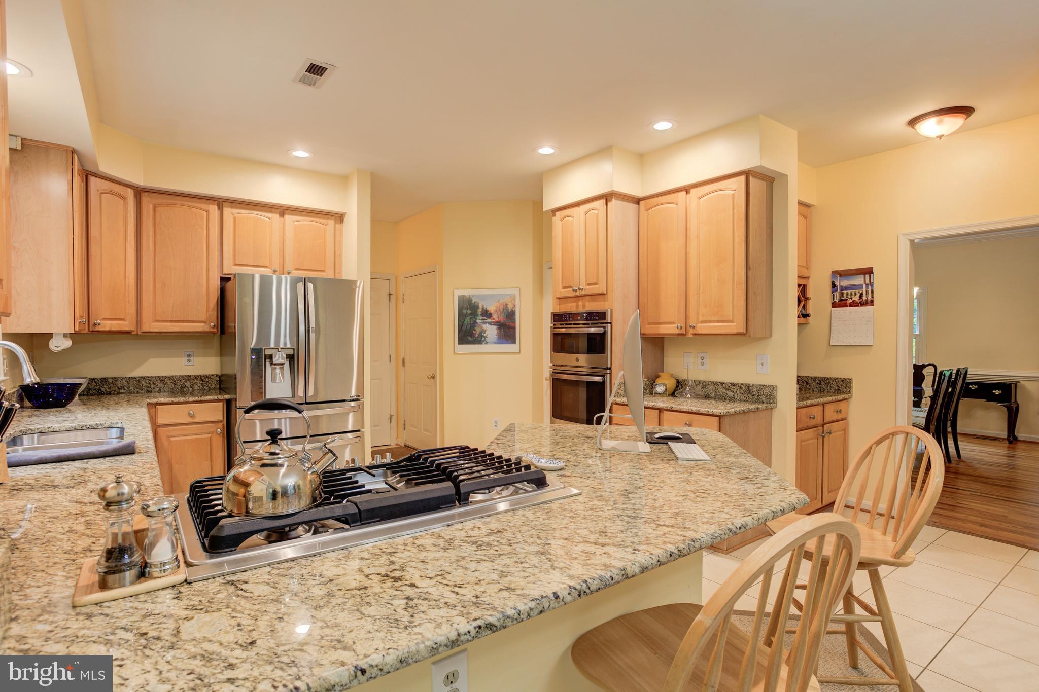 MEADOWBROOK WOODS - Residential