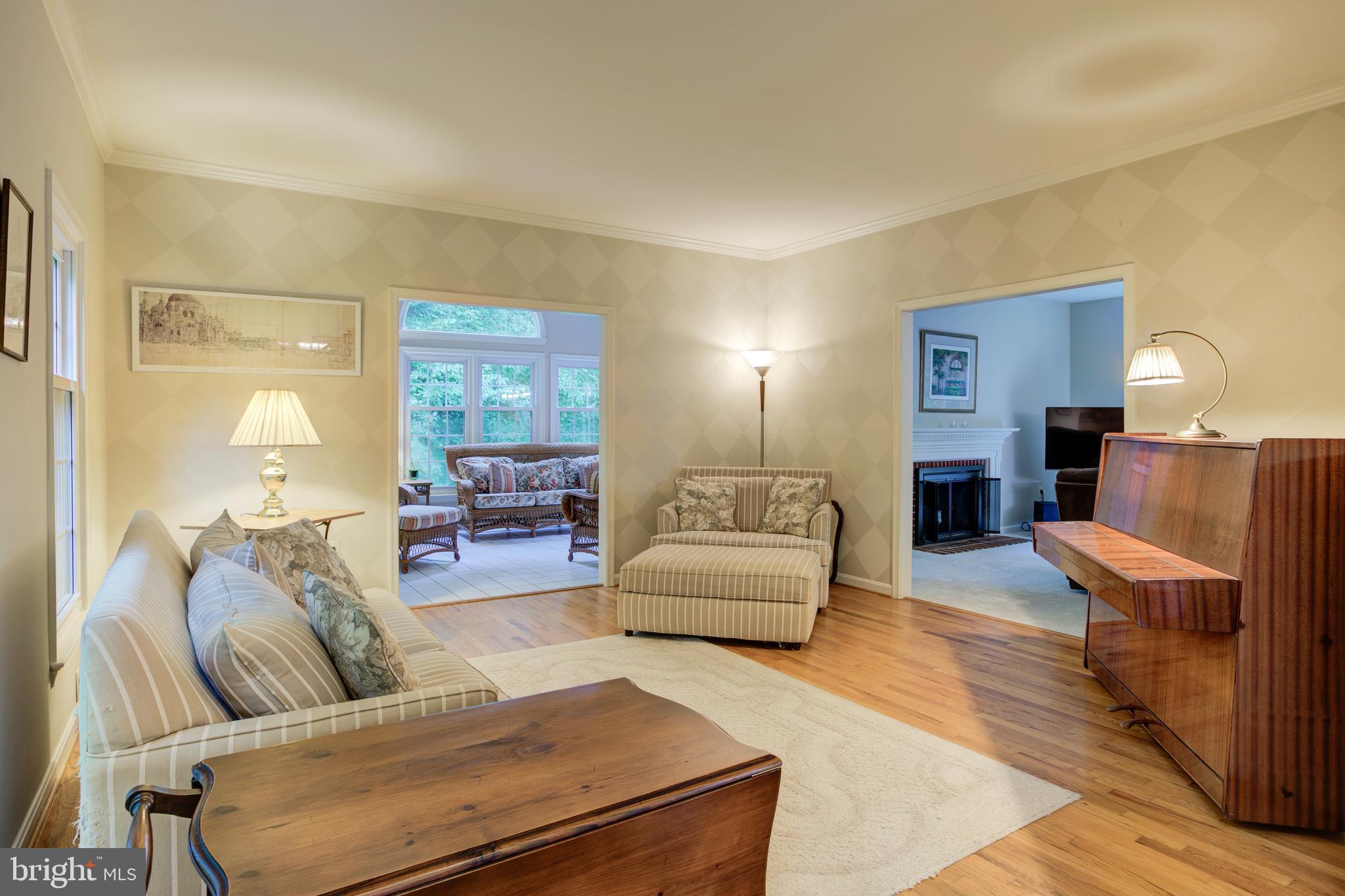 MEADOWBROOK WOODS - Residential