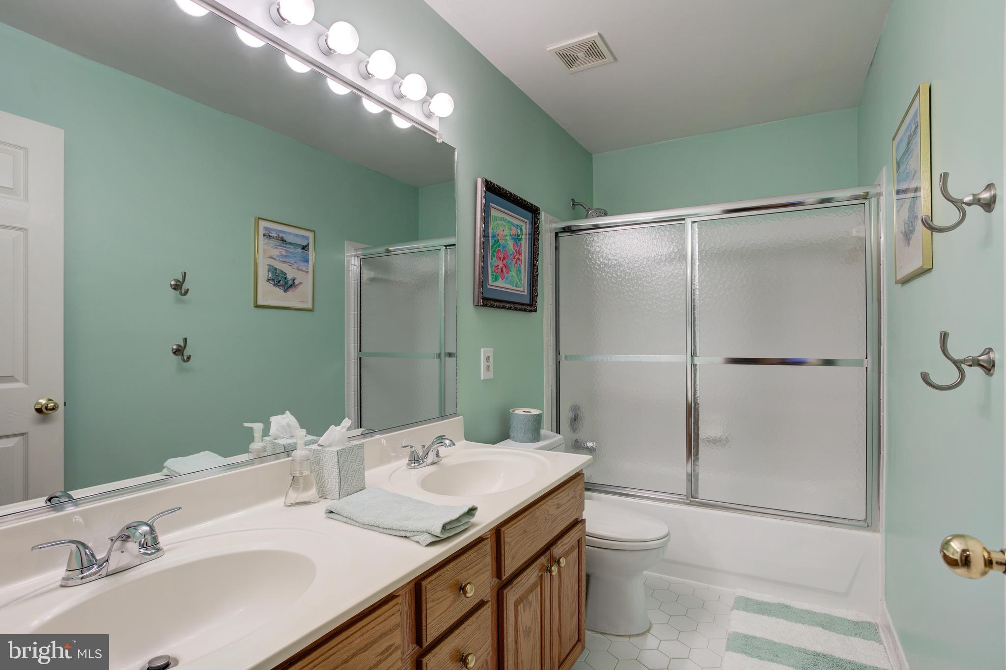 MEADOWBROOK WOODS - Residential