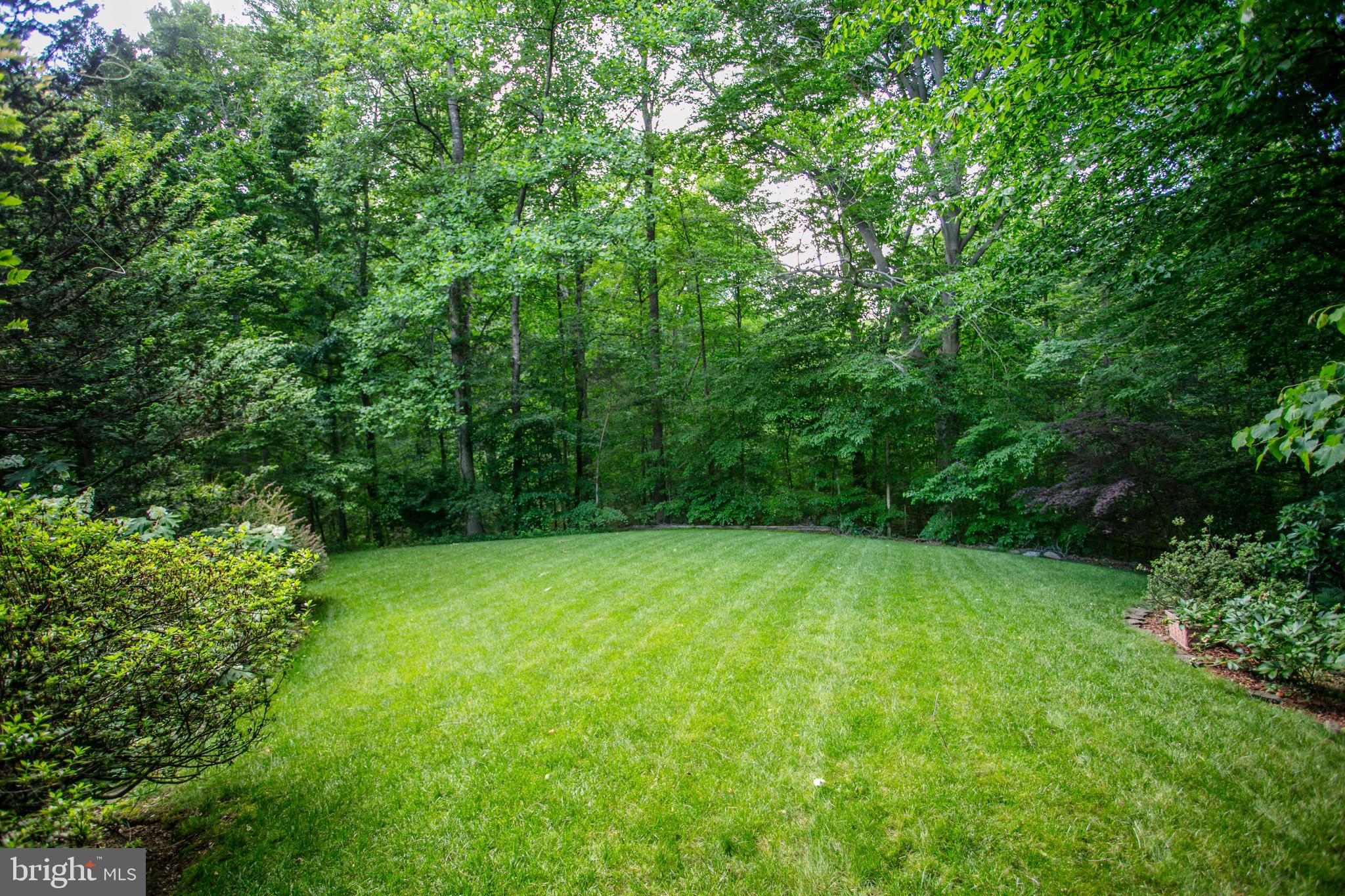 MEADOWBROOK WOODS - Residential