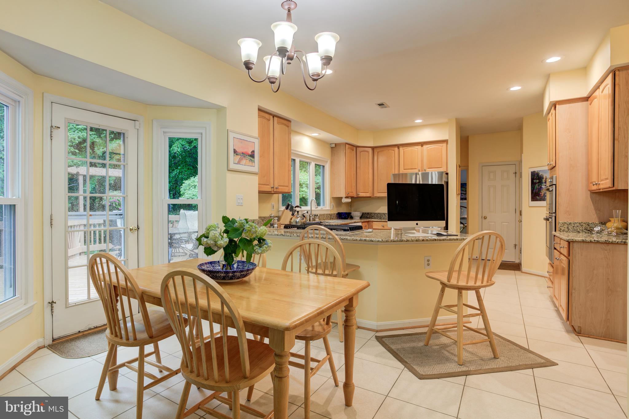 MEADOWBROOK WOODS - Residential