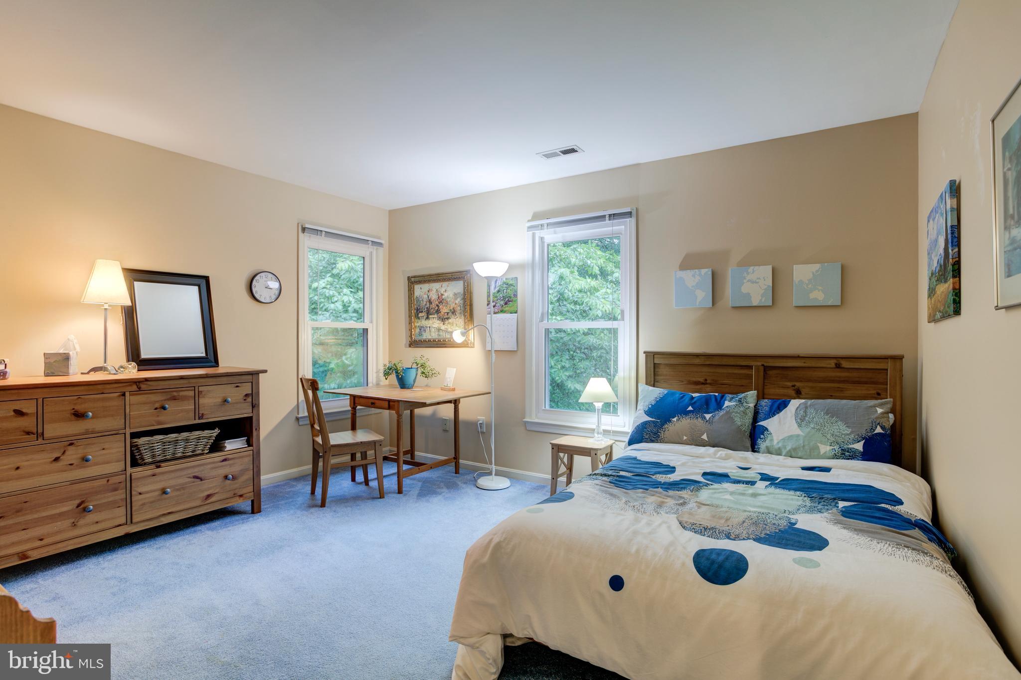 MEADOWBROOK WOODS - Residential