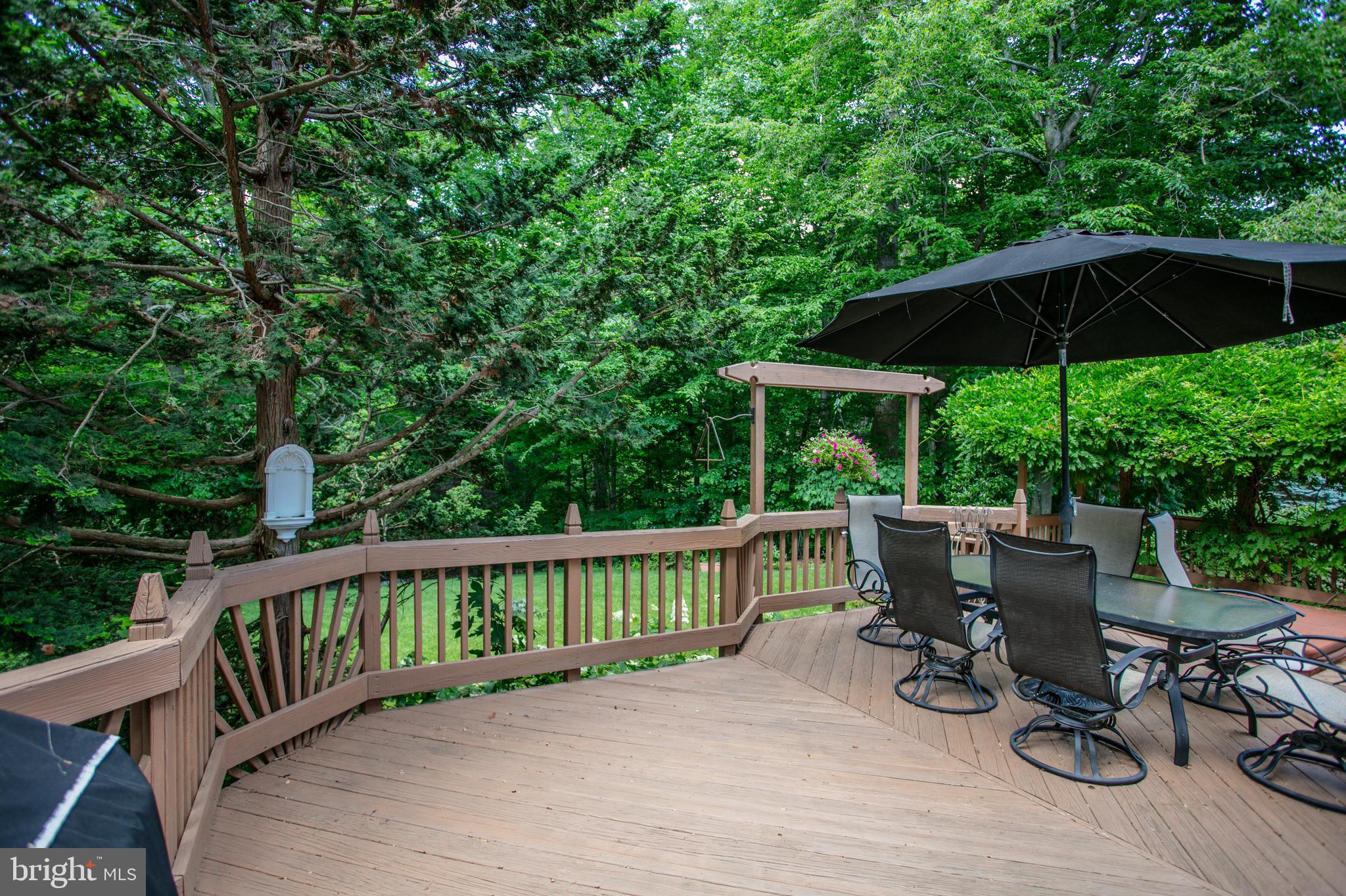 MEADOWBROOK WOODS - Residential