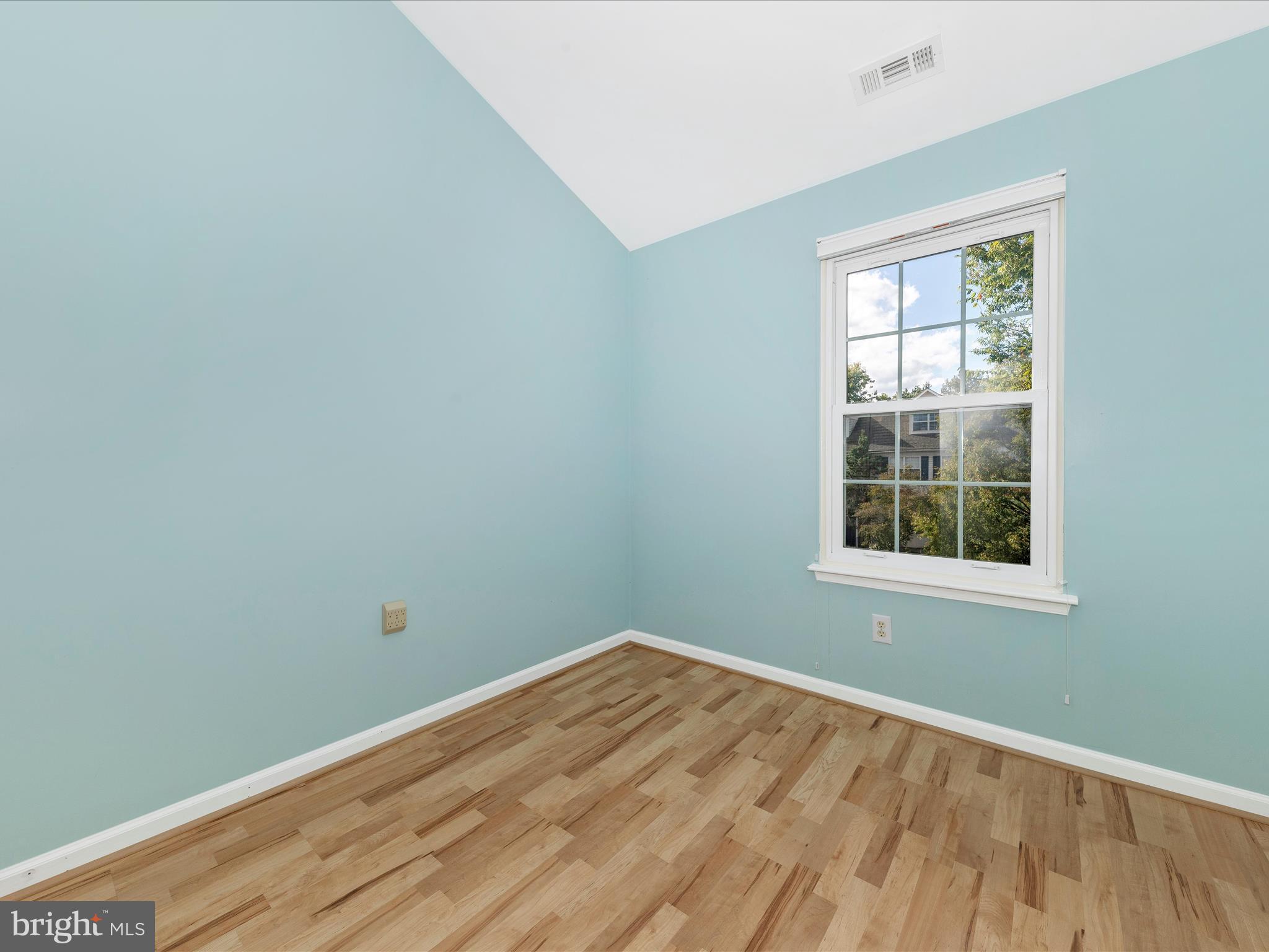 TUSCARORA KNOLLS - Residential