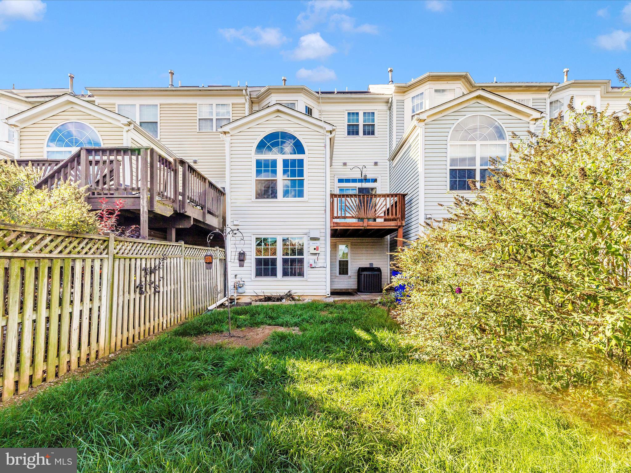 TUSCARORA KNOLLS - Residential