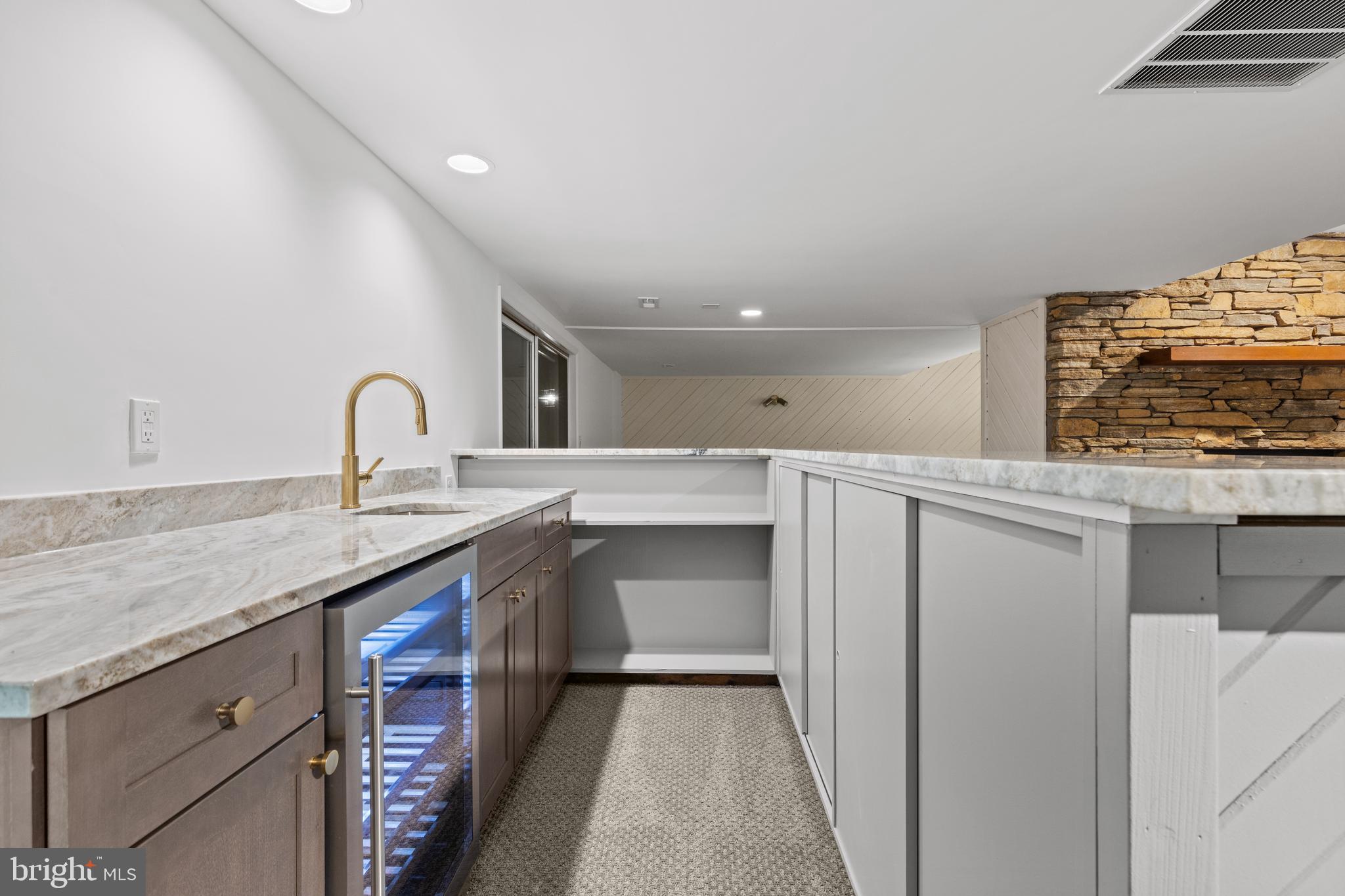 OVERLOOK - Residential