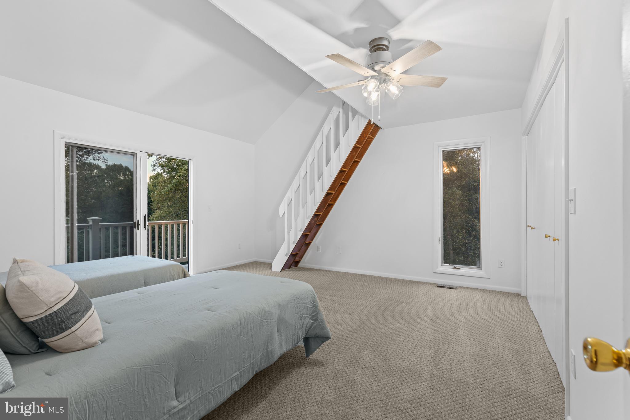 OVERLOOK - Residential