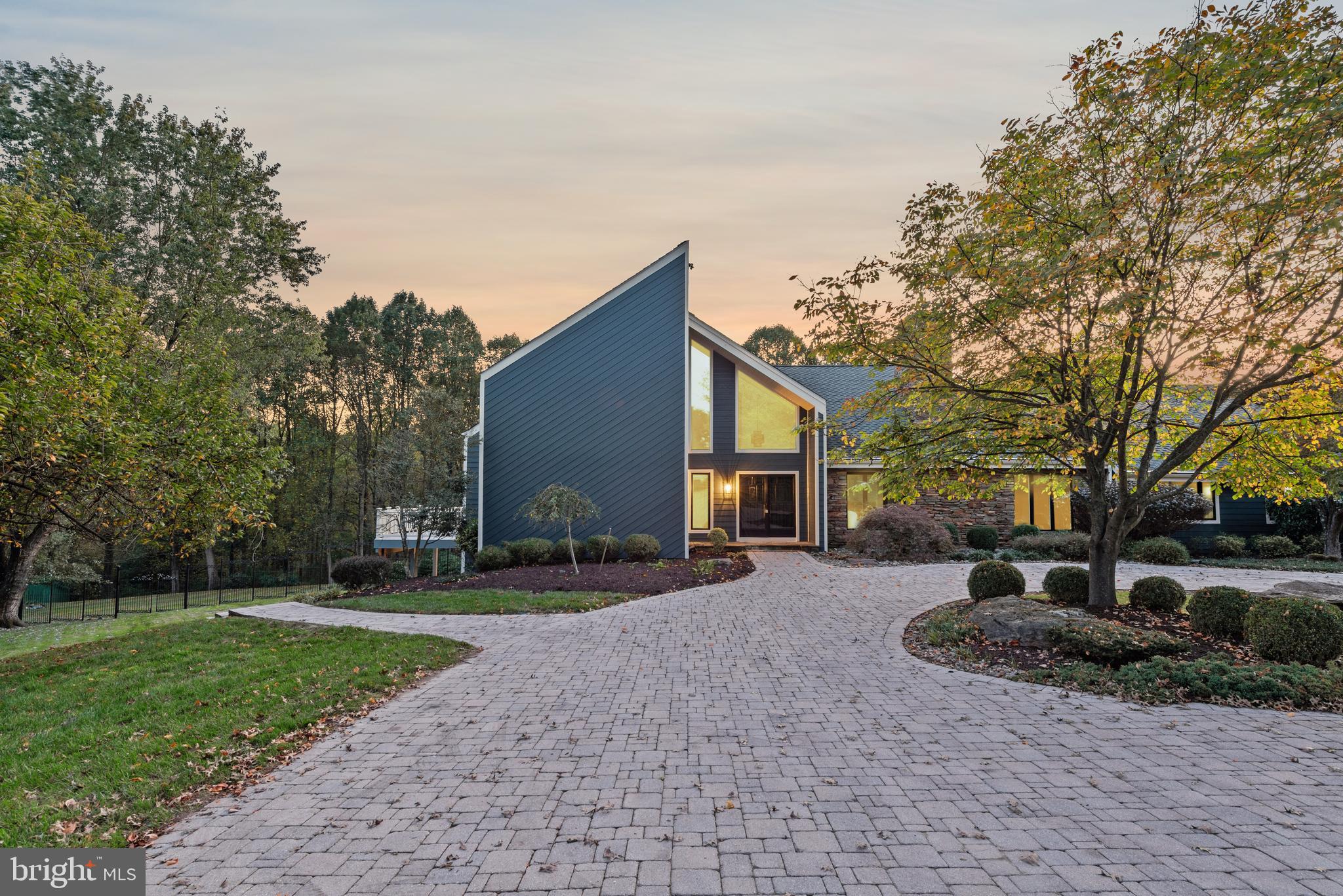 OVERLOOK - Residential