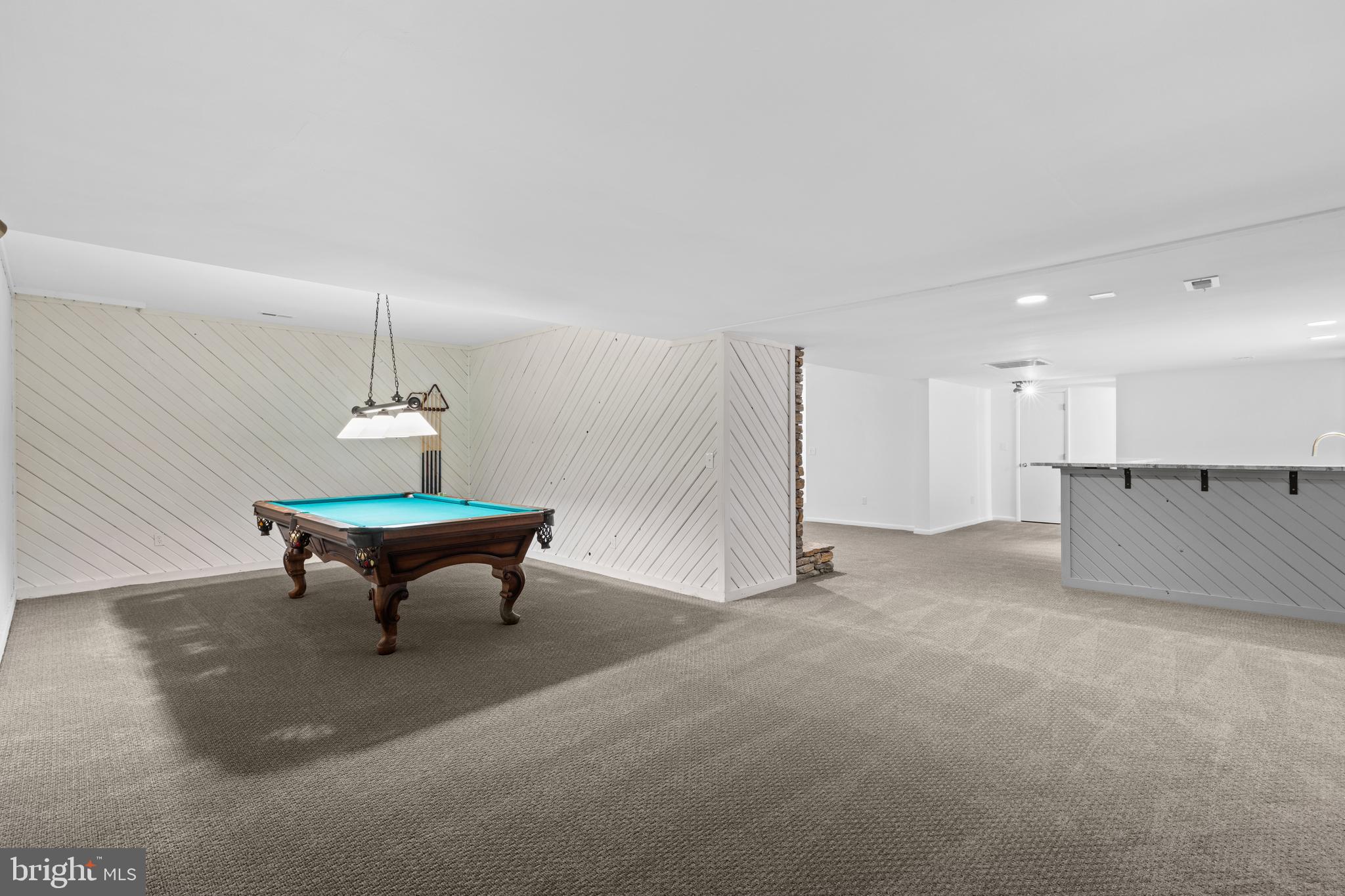 OVERLOOK - Residential