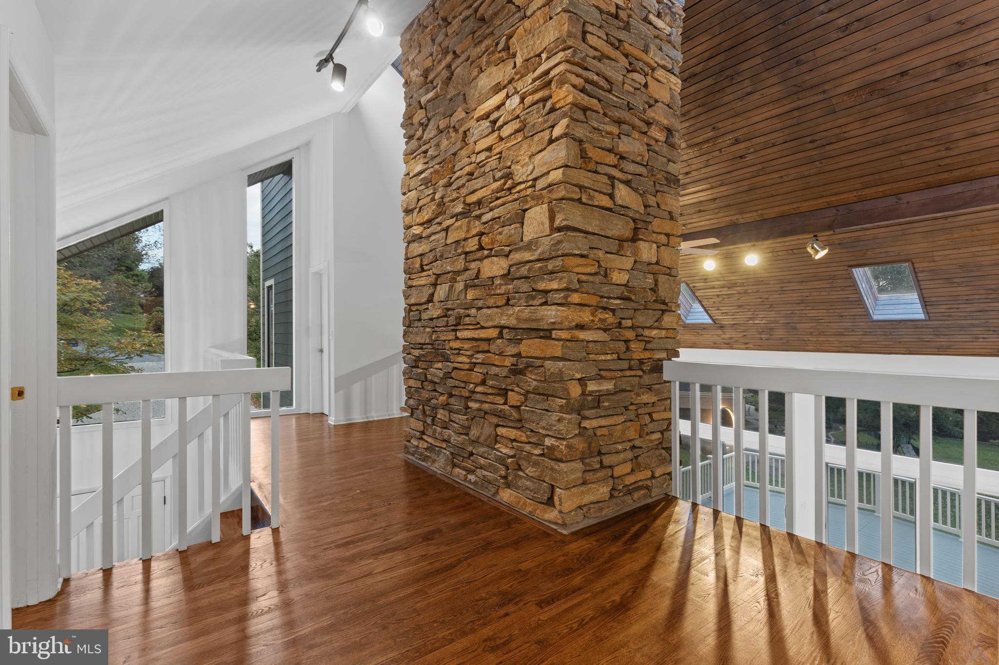 OVERLOOK - Residential