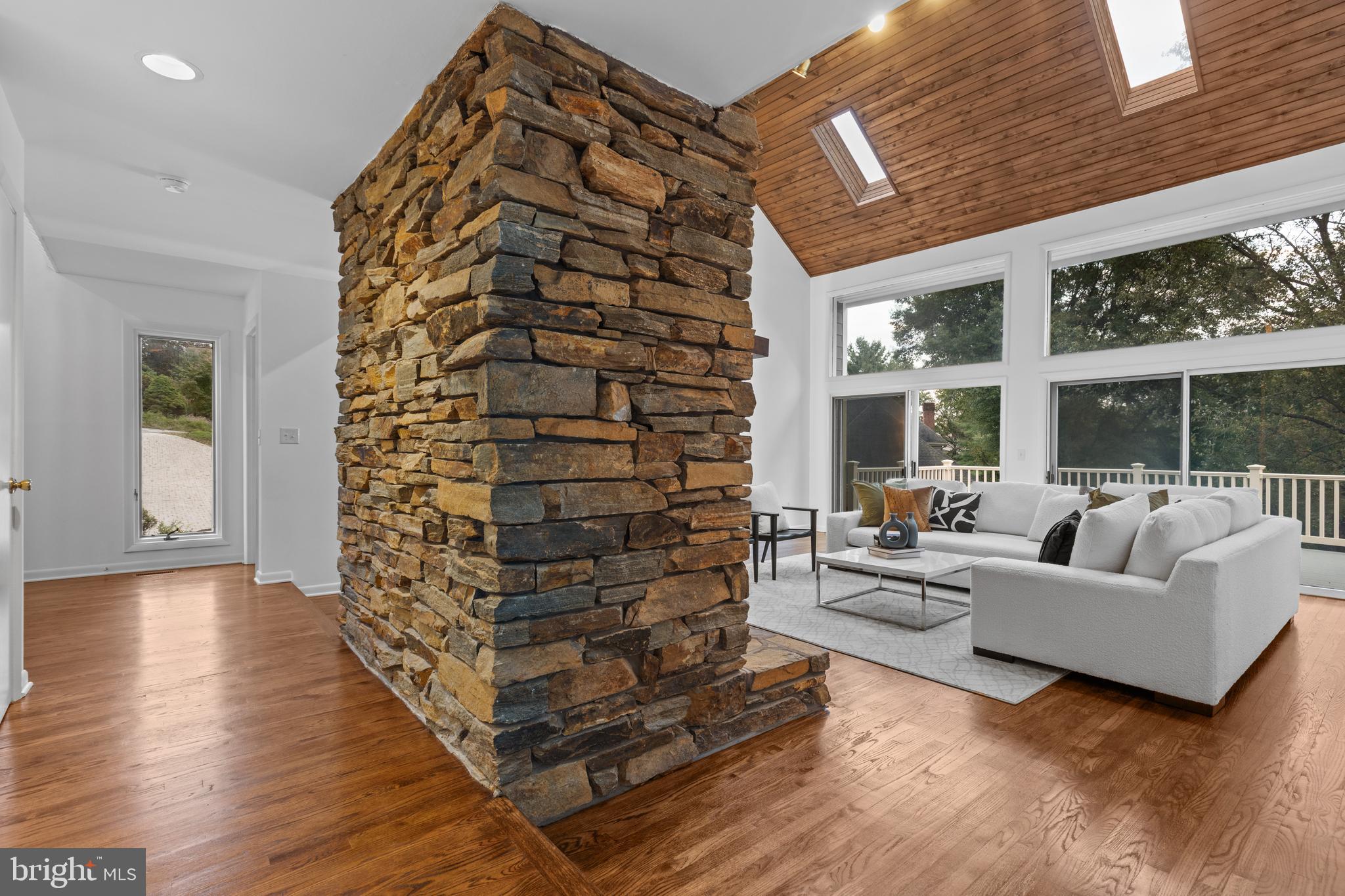 OVERLOOK - Residential