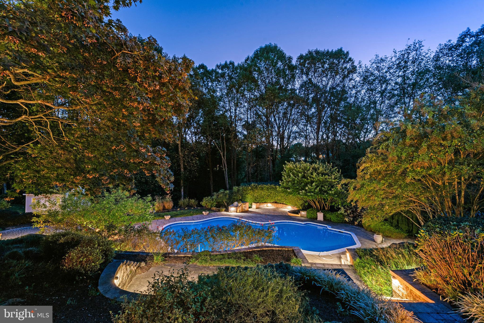 OVERLOOK - Residential