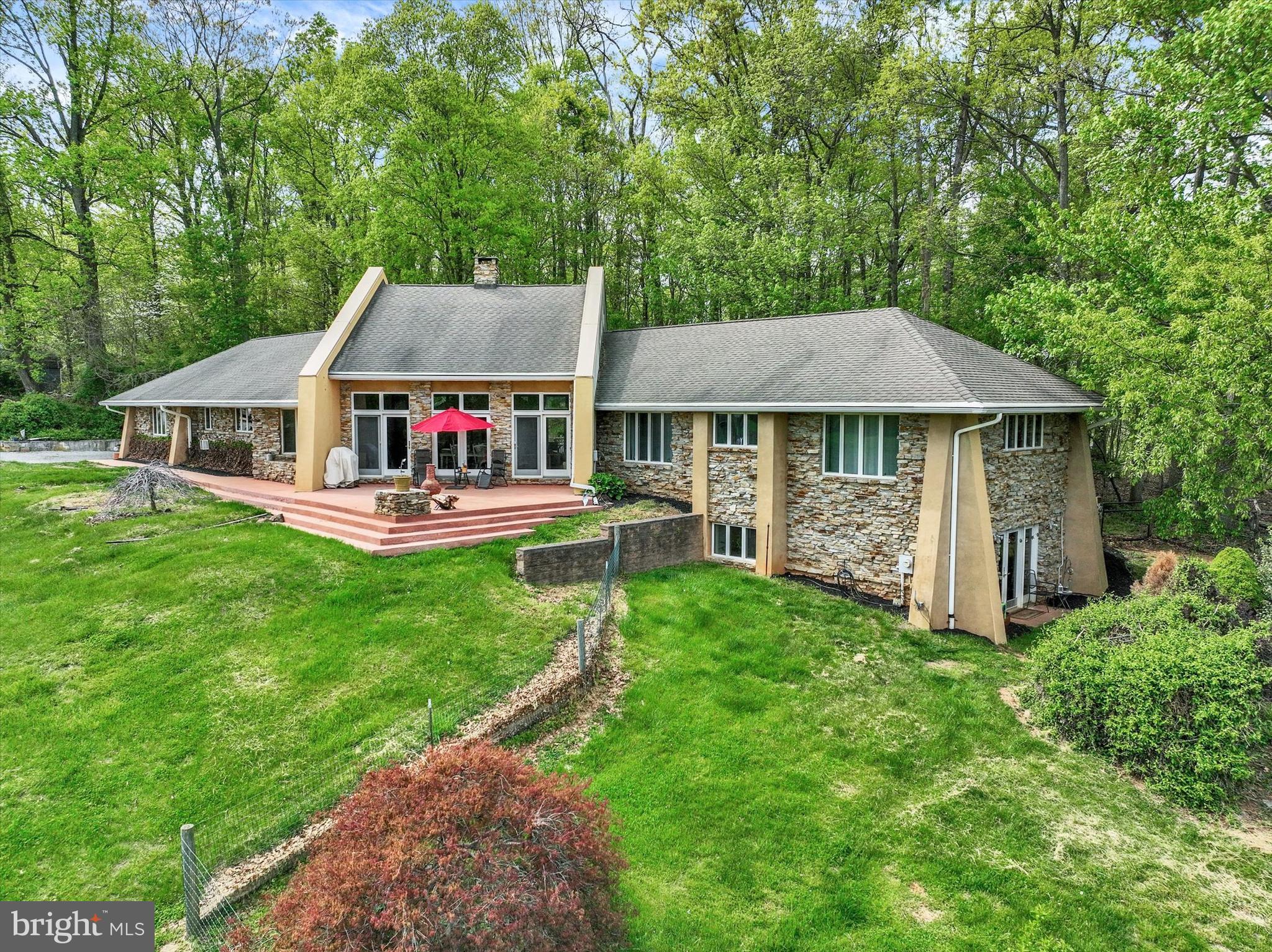 8272 WOODBINE ROAD