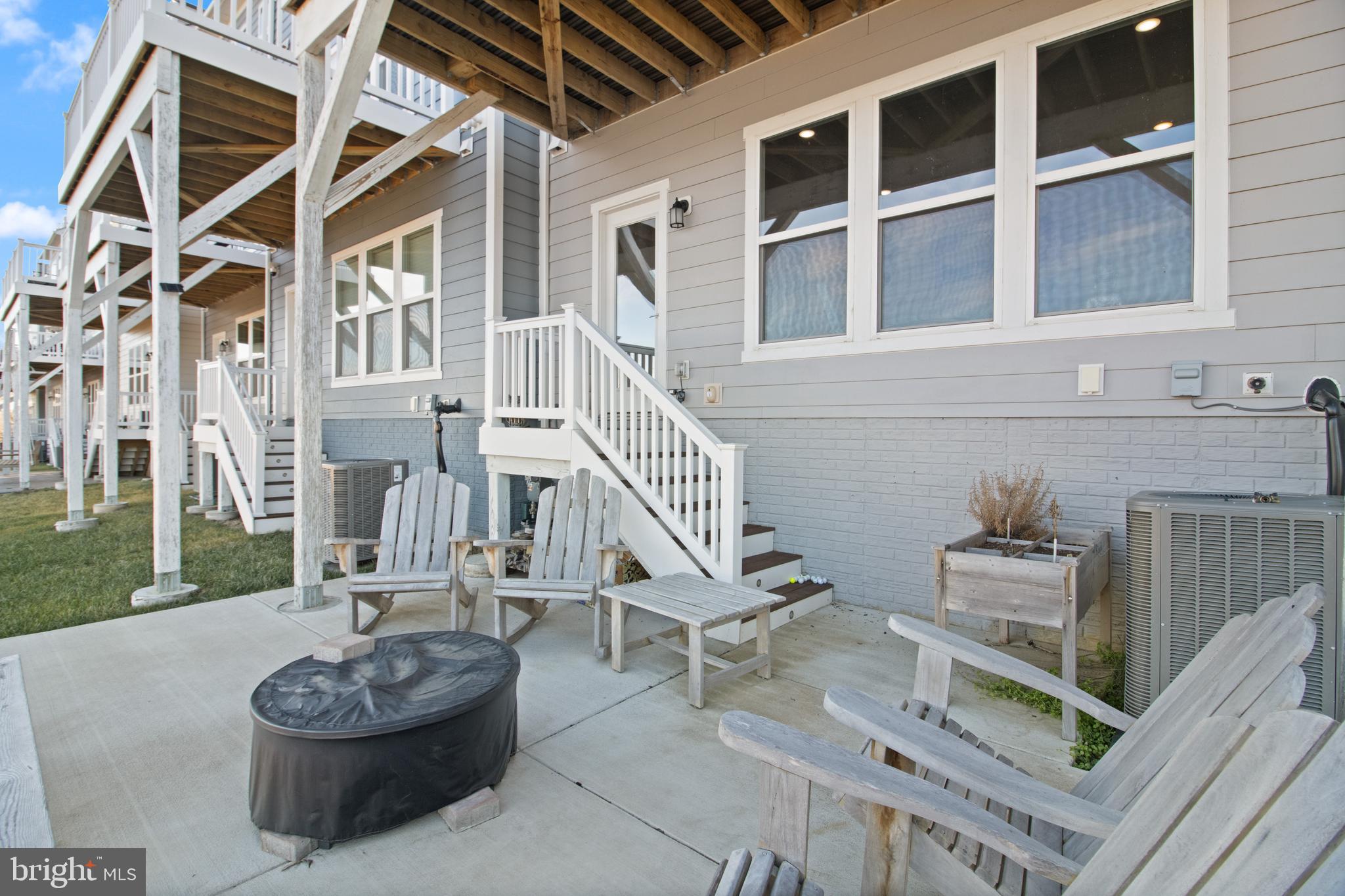 POTOMAC SHORES - Residential