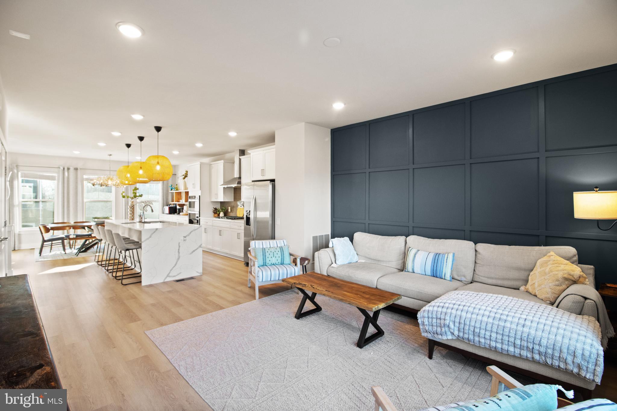 POTOMAC SHORES - Residential