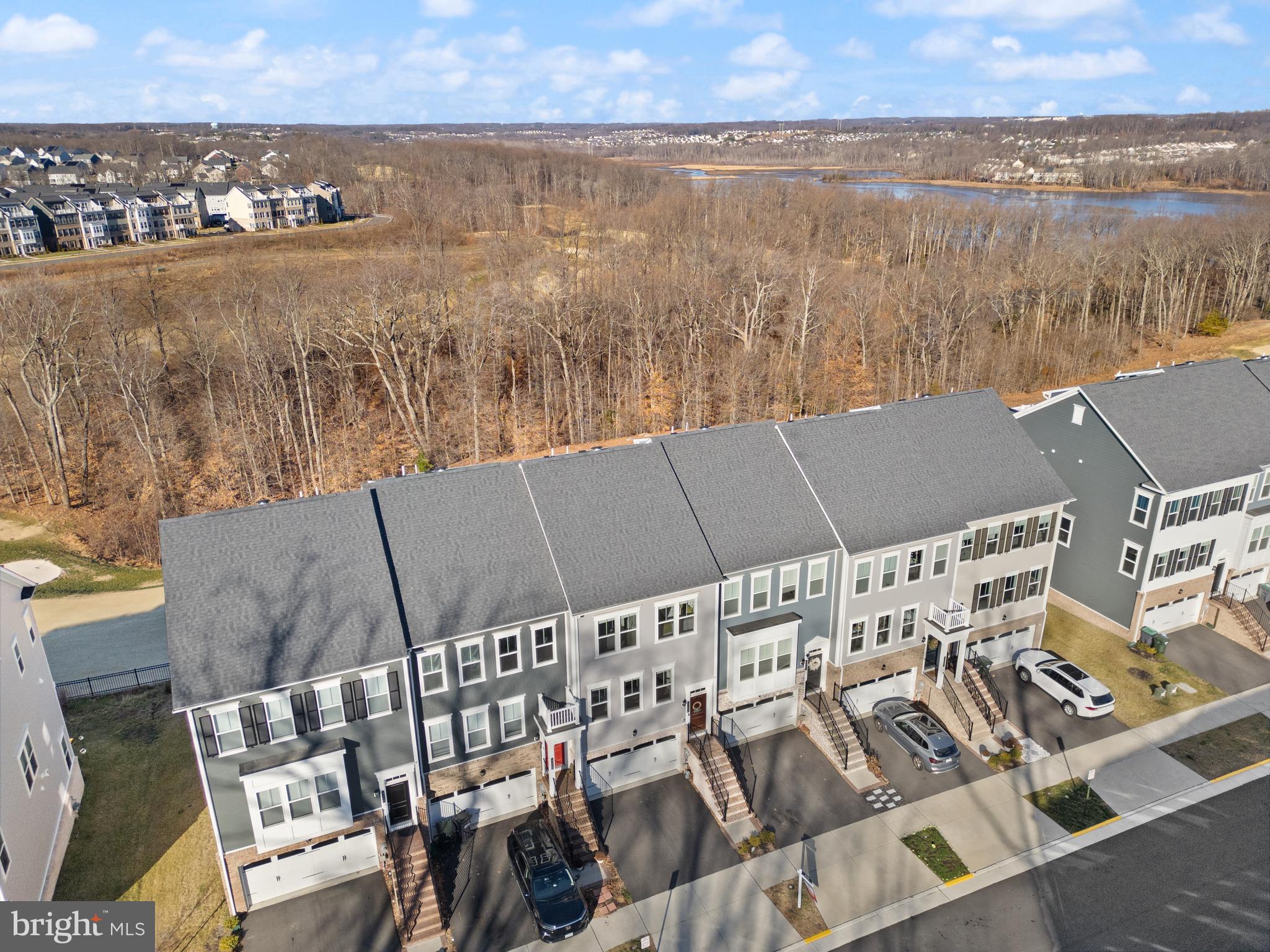 POTOMAC SHORES - Residential