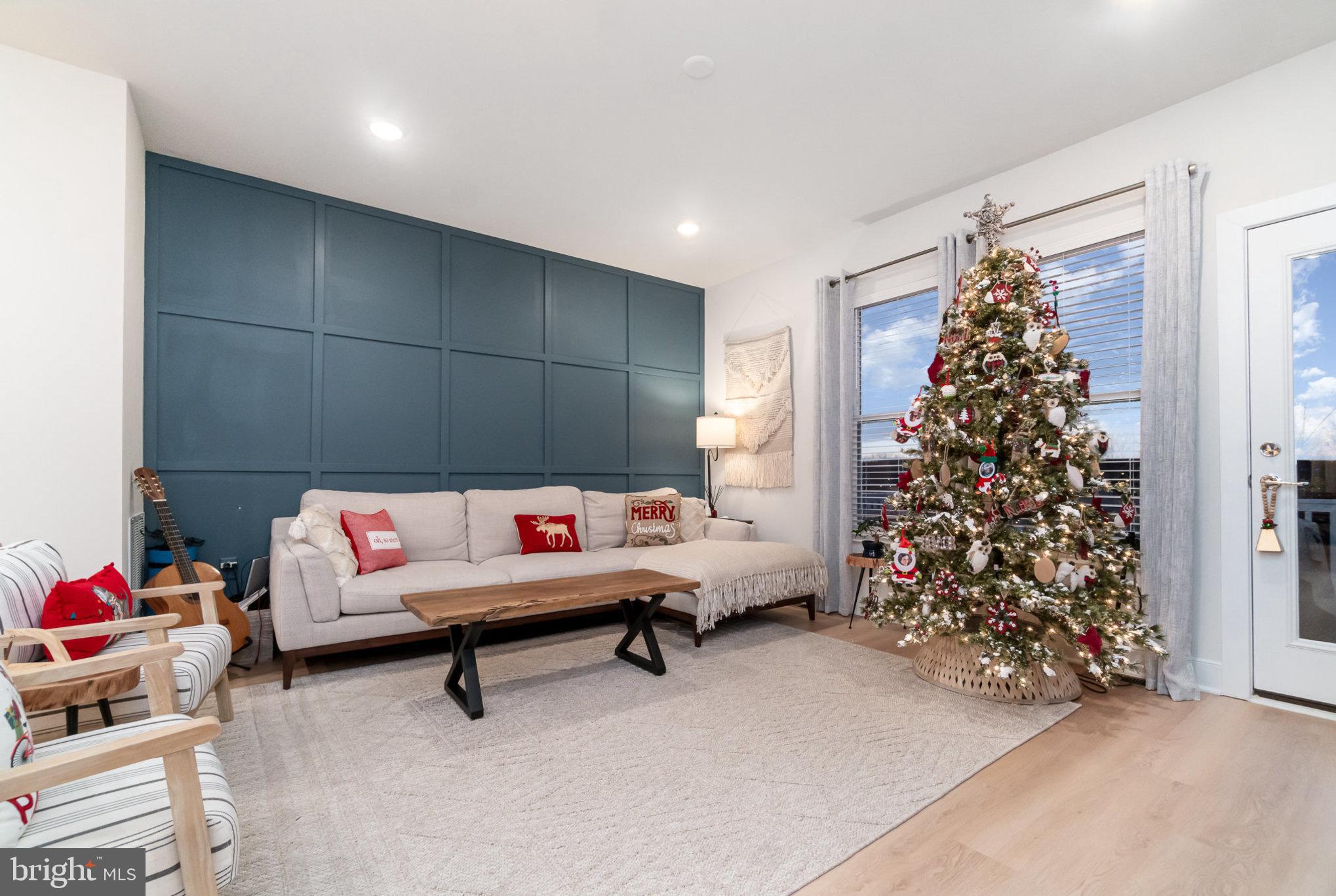 POTOMAC SHORES - Residential